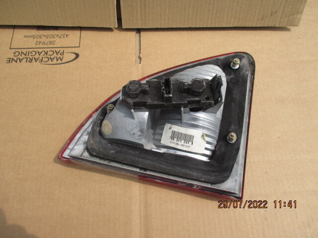 FORD GALAXY MK2 2005 OSR DRIVER SIDE REAR INNER TAIL LIGHT 7M3945257A
