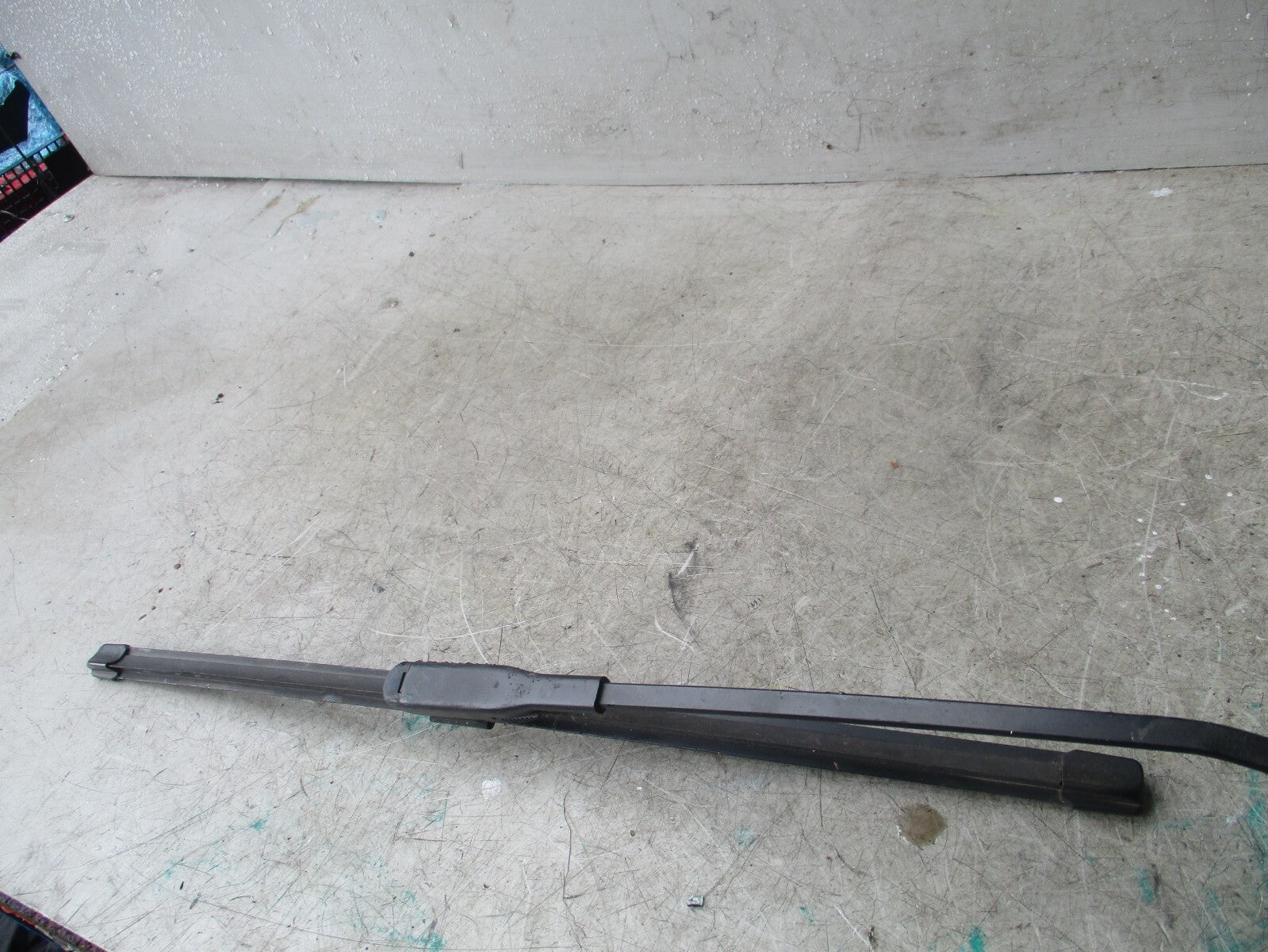 2010 BMW WINDOW WIPER BLADE 61 61-7 253