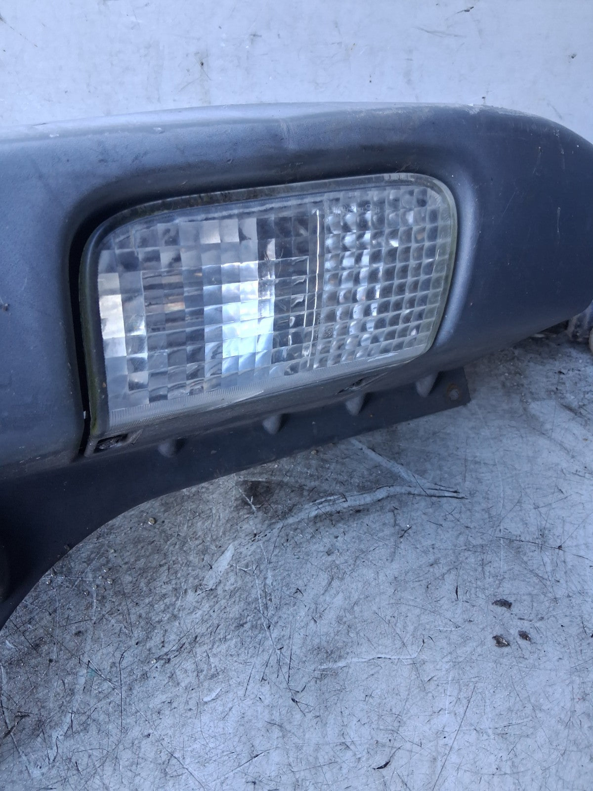 2005 VAUXHALL VIVARO NSR PASSENGER SIDE REAR BUMPER CORNER 7700313231
