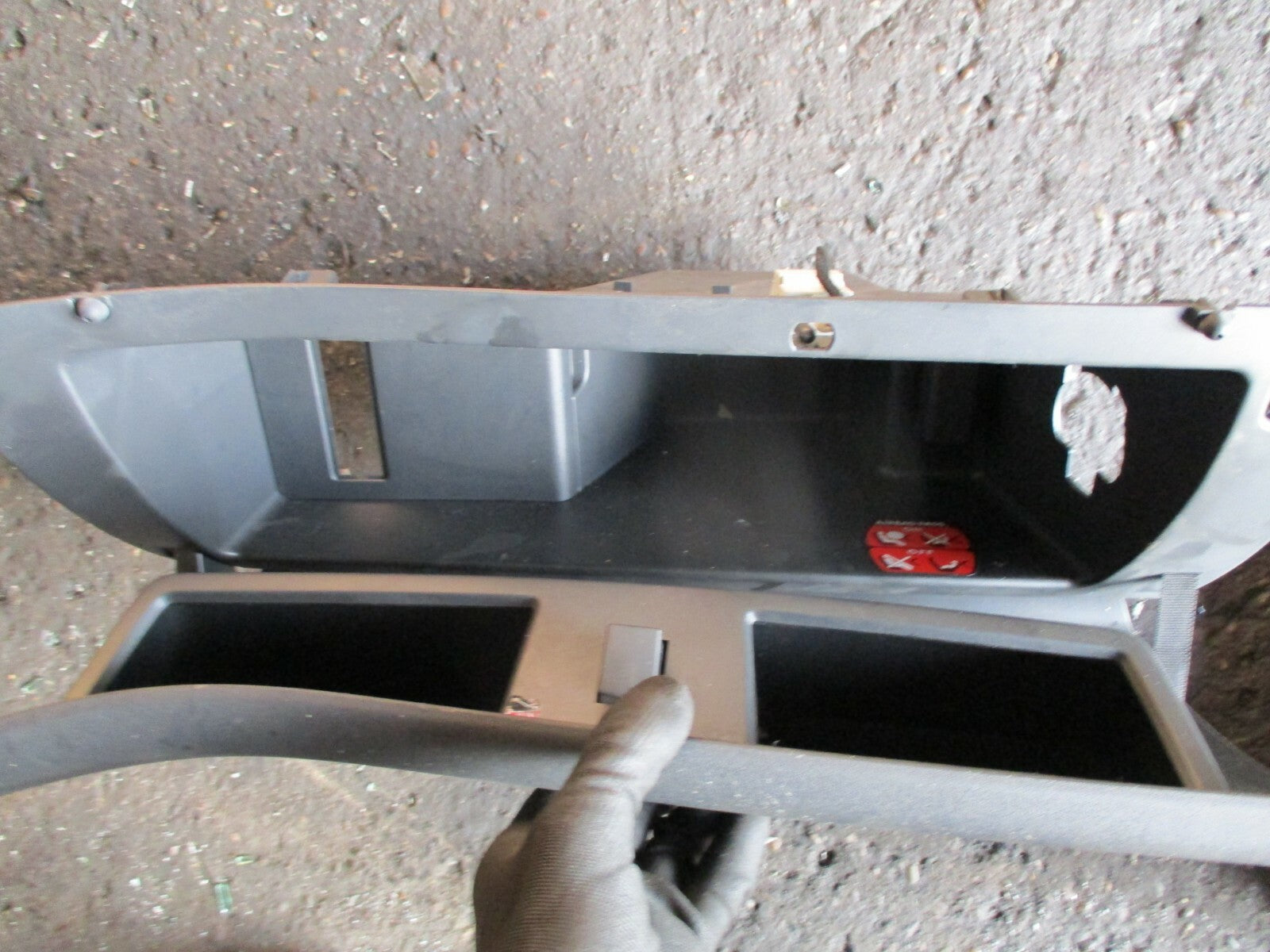 CITROEN C4 GRAND PICASSO 2007 MK1 GLOVE BOX STORAGE COMPARTMENT BLACK 9654245577