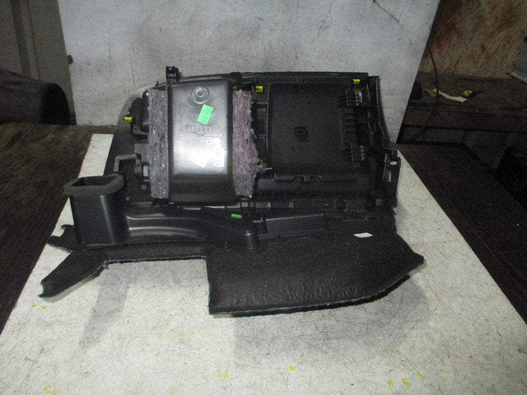 VAUXHALL GRANDLAND X 2018 STORAGE COMPARTMENT GLOVEBOX YP00082777