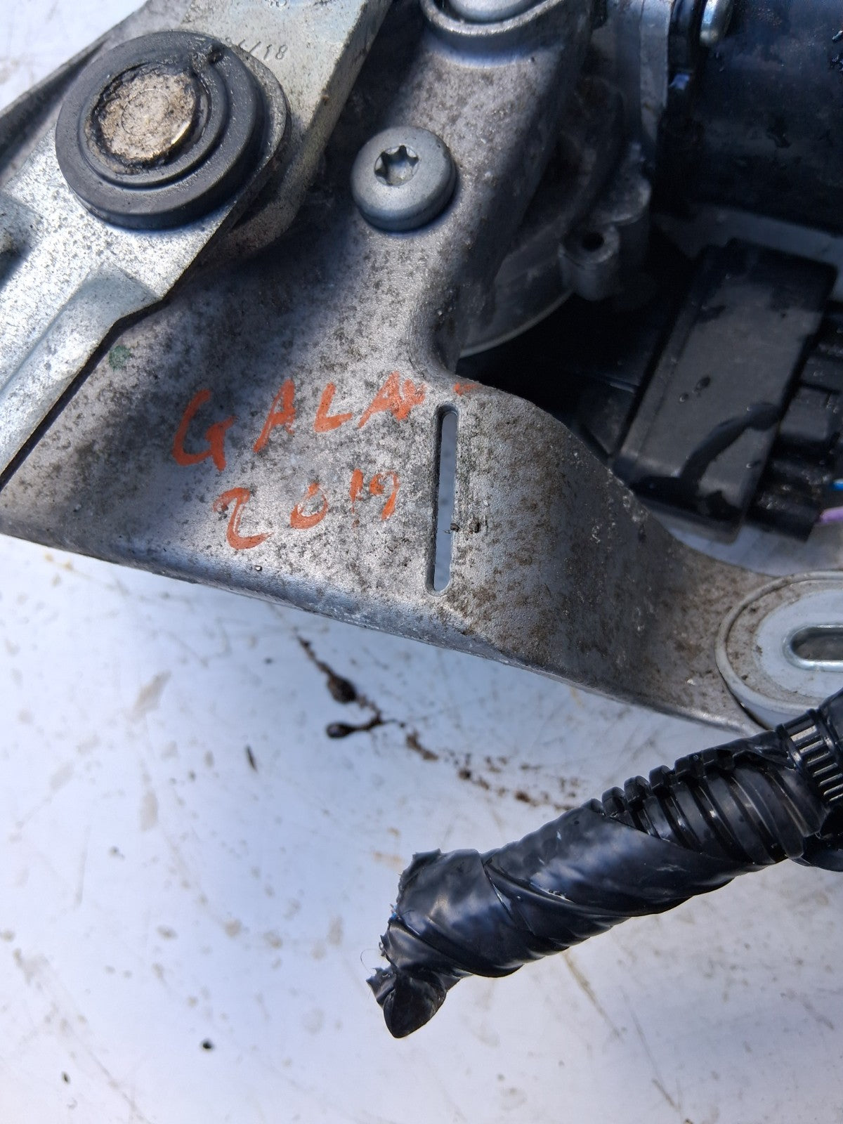 2019 FORD GALAXY MK4 OSF DRIVER SIDE FRONT WIPER MOTOR W000102753