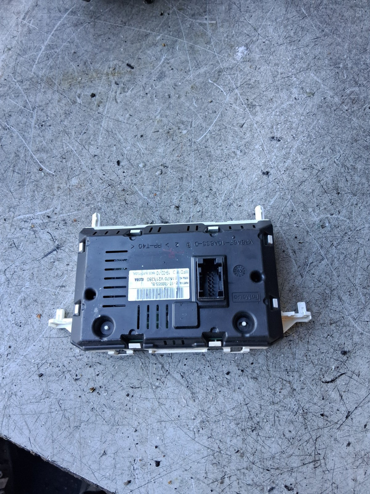 2010 FORD FIESTA MK7 1.4 TDCI DIESEL STEREO DISPLAY SCREEN 8A6T18B955BL