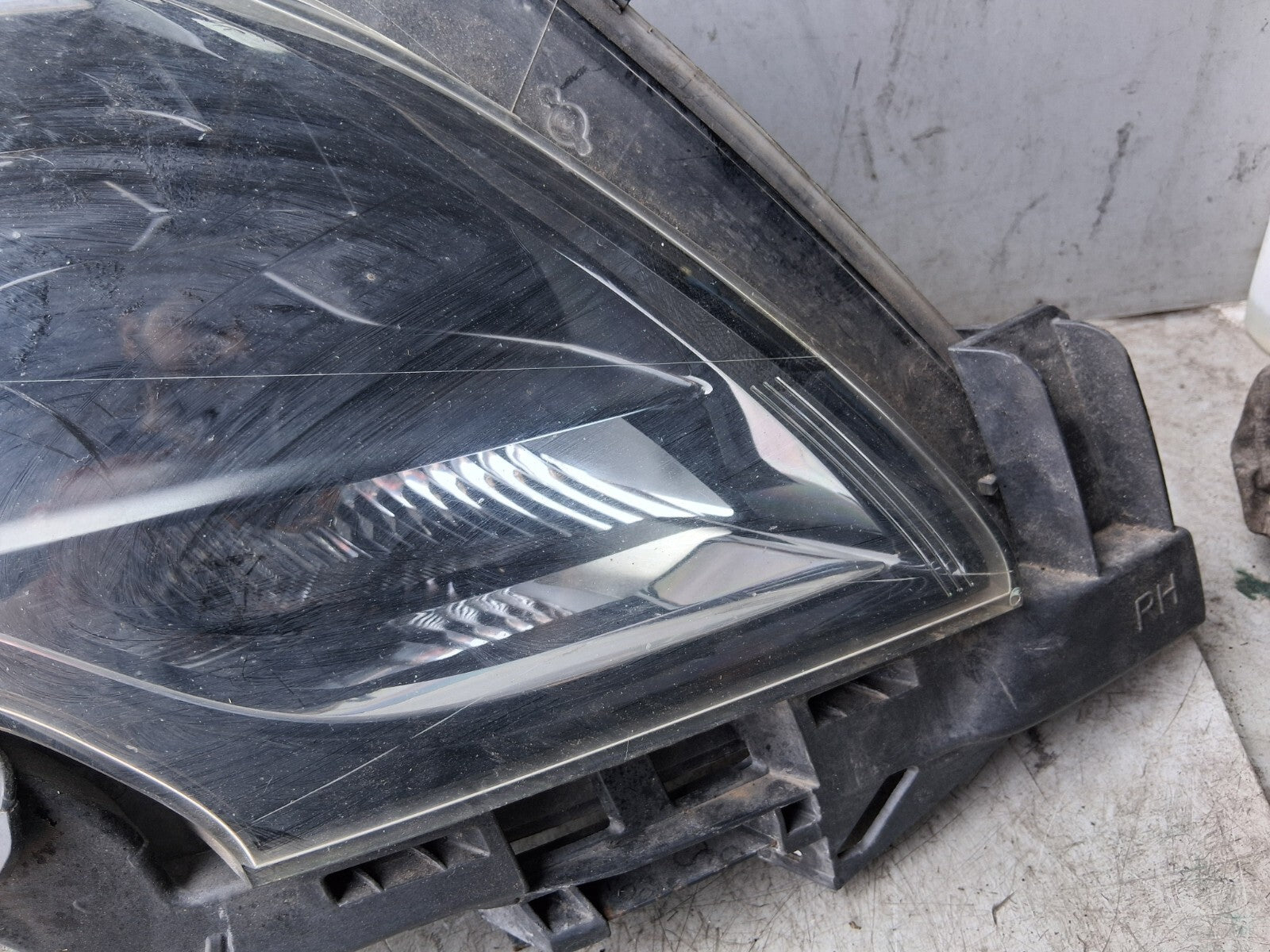 2016 VAUXHALL ZAFIRA C OSF DRIVER SIDE FRONT RIGHT HEADLIGHT 39009024