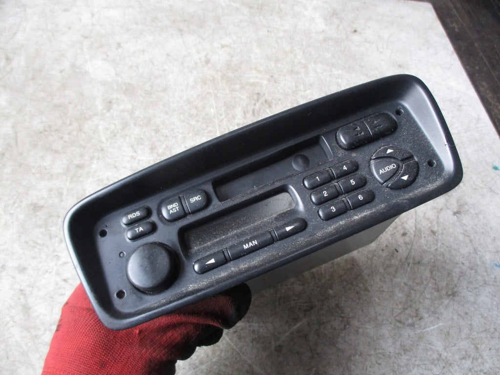PEUGEOT 206 2006 RADIO CD PLAYER STEREO HEAD UNIT 9641523080