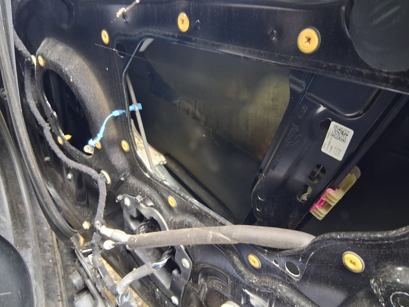2017 JAGUAR XE OSF DRIVER SIDE FRONT RIGHT WINDOW REGULATOR & MOTOR