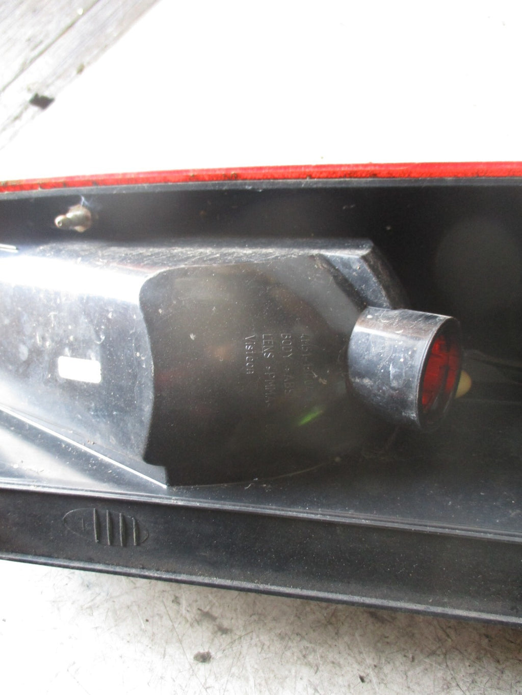FORD FOCUS C-MAX MK1 2005 OS REAR DRIVER SIDE BRAKE LIGHT