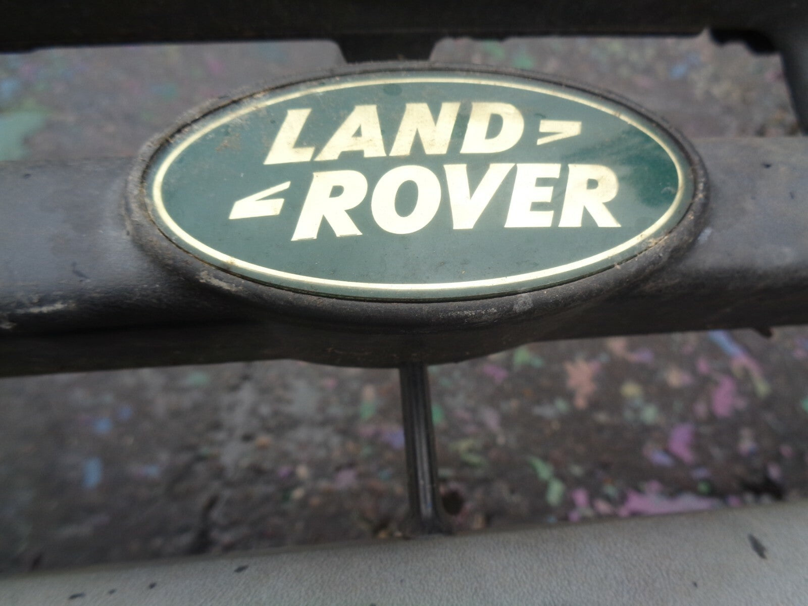 LANDROVER FREELANDER 2003-2006 FRONT BUMPER COMPLETE DAMAGED