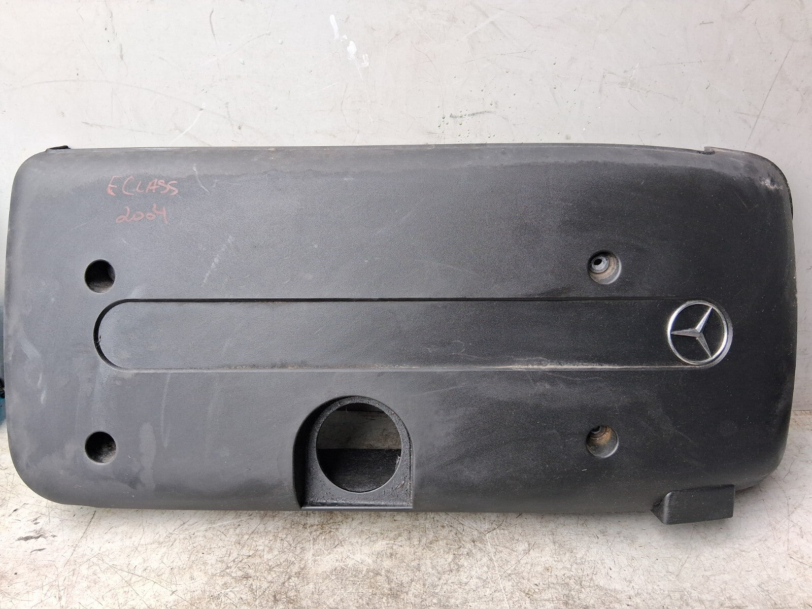2004 MERCEDES E CLASS W211 ENGINE COVER PLATE TRIM PANNEL A6470100267