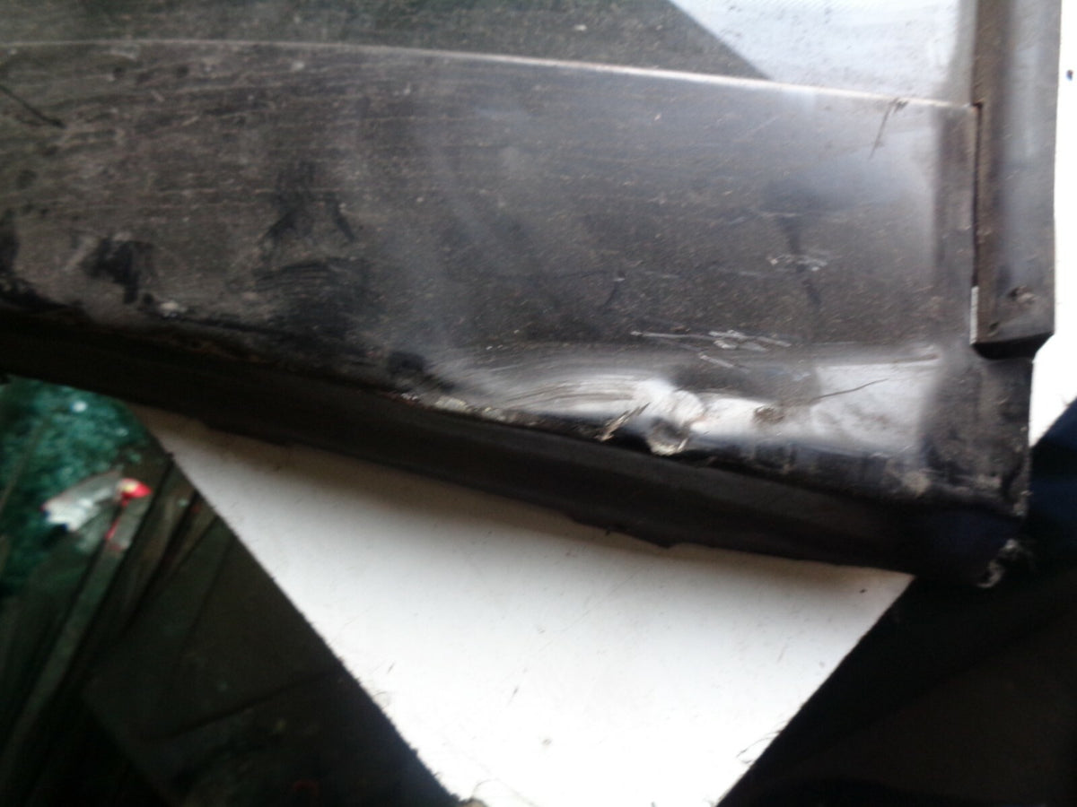 AUDI A3 2000 3 DOOR OSR DRIVER SIDE REAR WINDOW GLASS