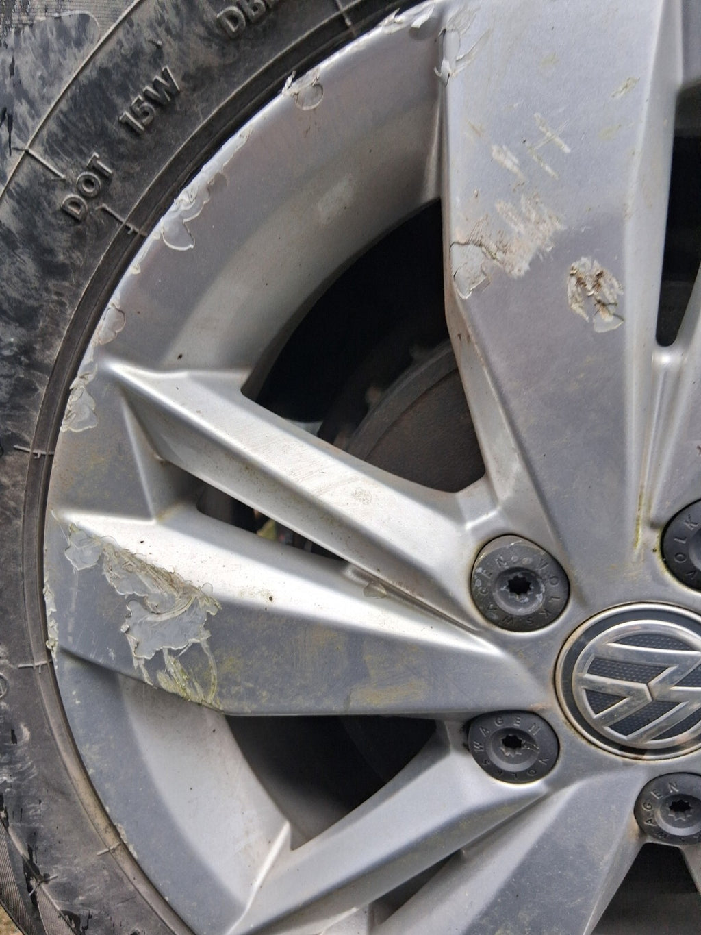 VW VOLKSWAGEN POLO 2018 MK6 15 INCH ALLOY WHEEL WITH TYRE 185/65R15
