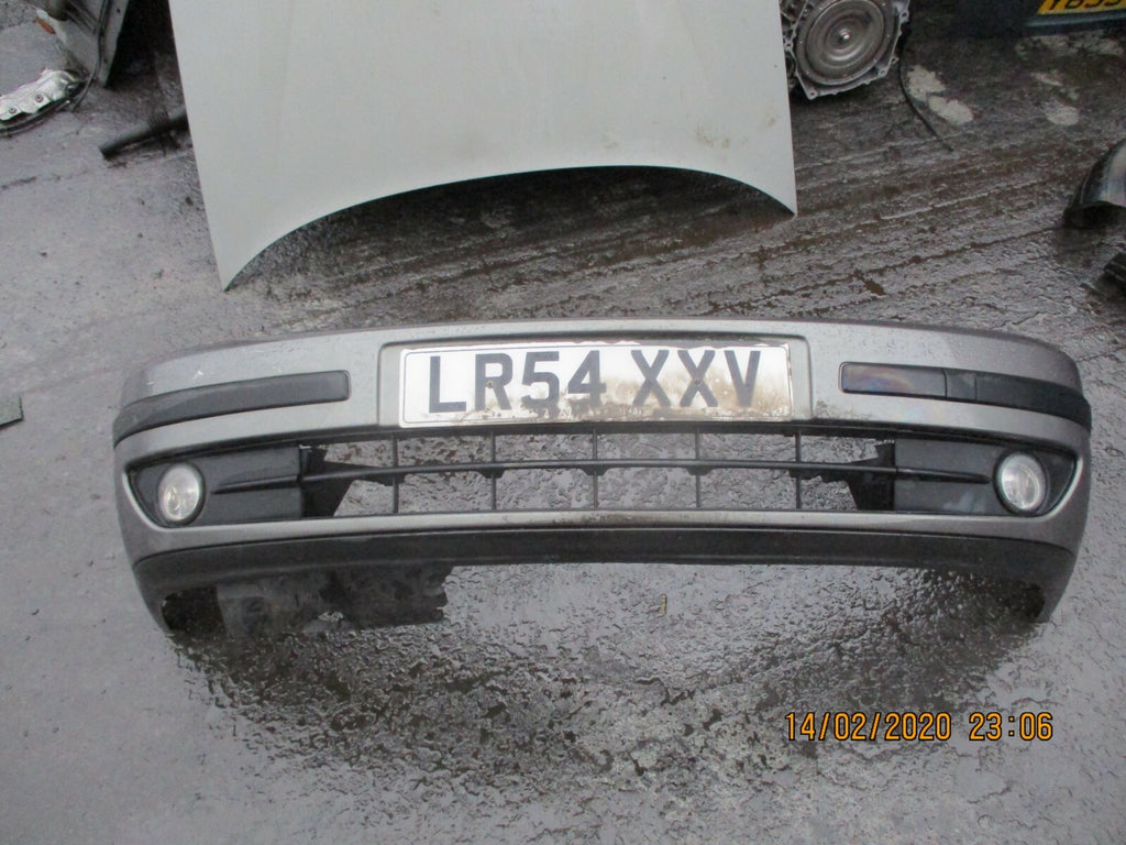 RENAULT LAGUNA MK2 PRE FACELIFT 2004 COMPLETE FRONT BUMPER GREY