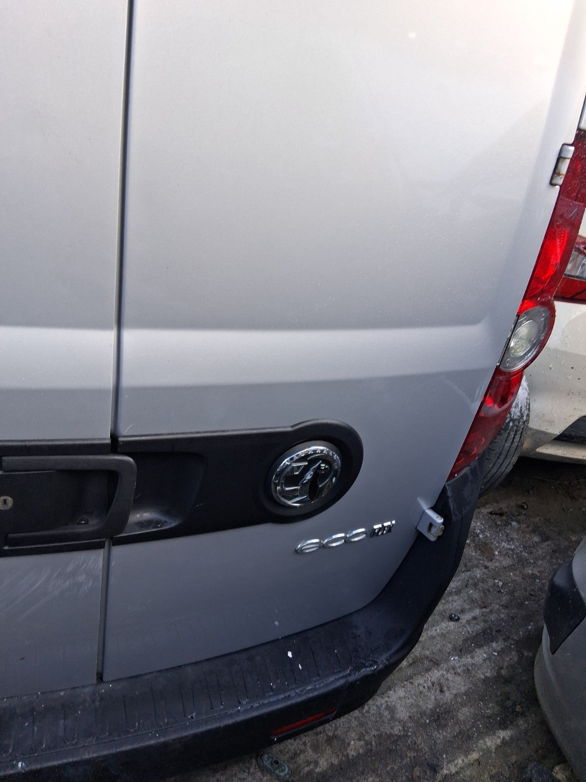 2015 VAUXHALL COMBO D OSR DRIVER SIDE REAR RIGHT COMPLETE DOOR SILVERFISH 612A