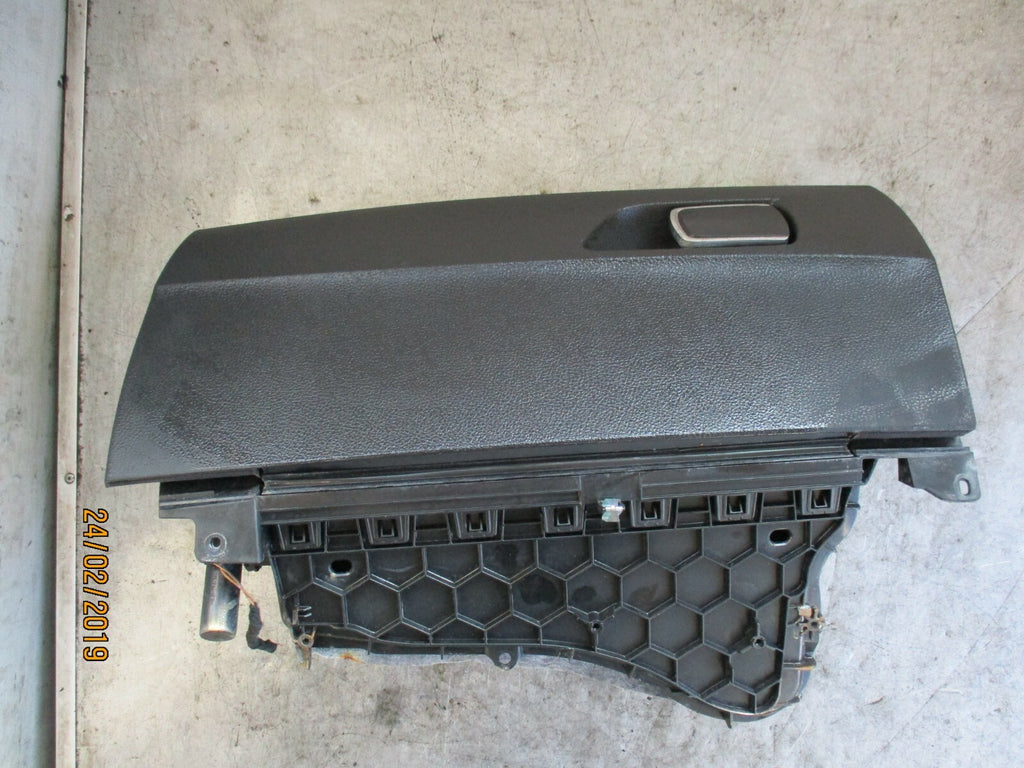 BMW 1 SERIES F20 F21 GLOVE BOX COMPARTMENT