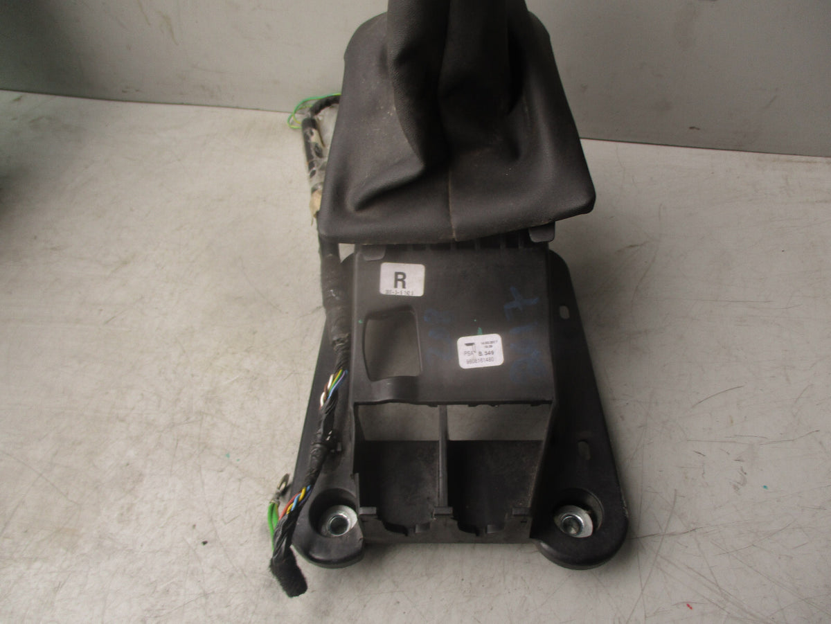 2017 PEUGEOT 207 5 SPEED MANUAL GEARSTICK SELECTOR 9808161480