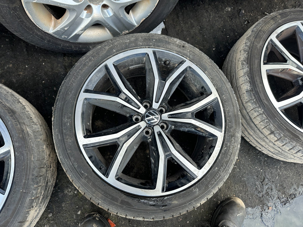 2023 VOLKSWAGEN T CROSS 18 INCH SET OF FOUR ALLOY WHEELS TYRE DIAMOND 215/45R18