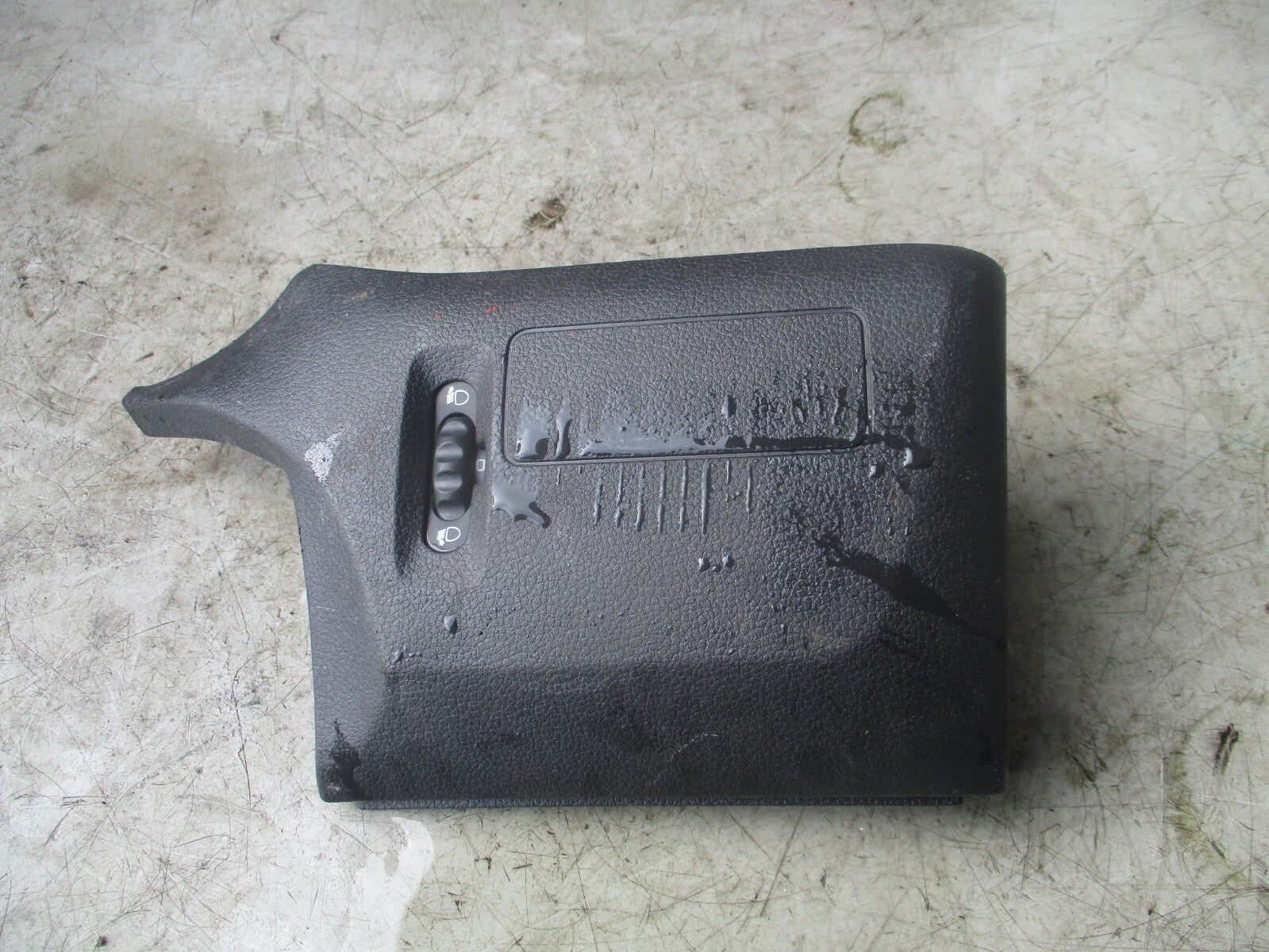 2023 RENAULT MASTER HEADLIGHT ADJUSTER LANE ASSIST SWITCH PANEL 682100879R