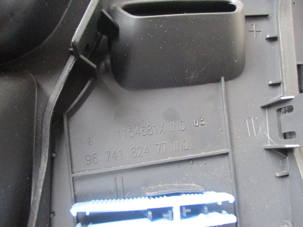 PEUGEOT 208 2018 GLOVE BOX STORAGE COMPARTMENT 9674182477