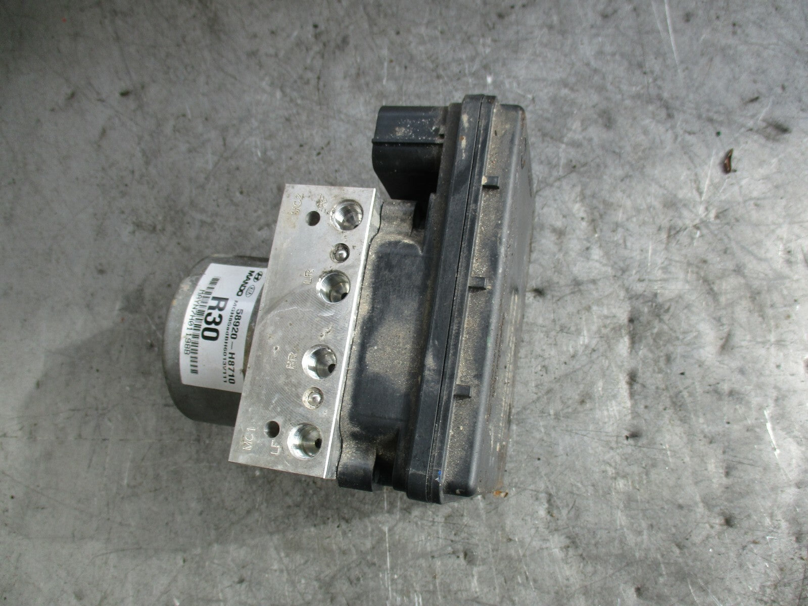 KIA RIO YB (MK4) 1.25 ABS PUMP & MODULE 58920H8710