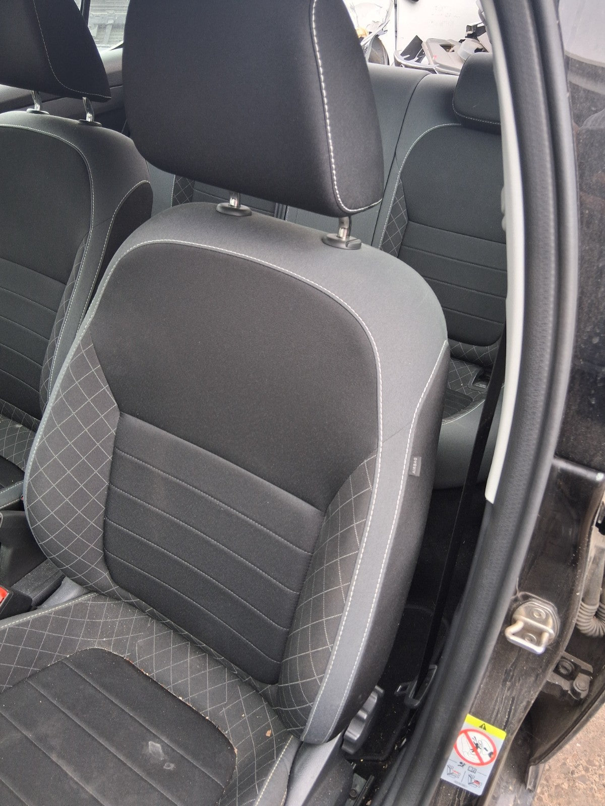 2020 SKODA FABIA MK3 NJ HATCHBACK NSF PASSENGER SIDE FRONT LEFT COMPLETE SEAT
