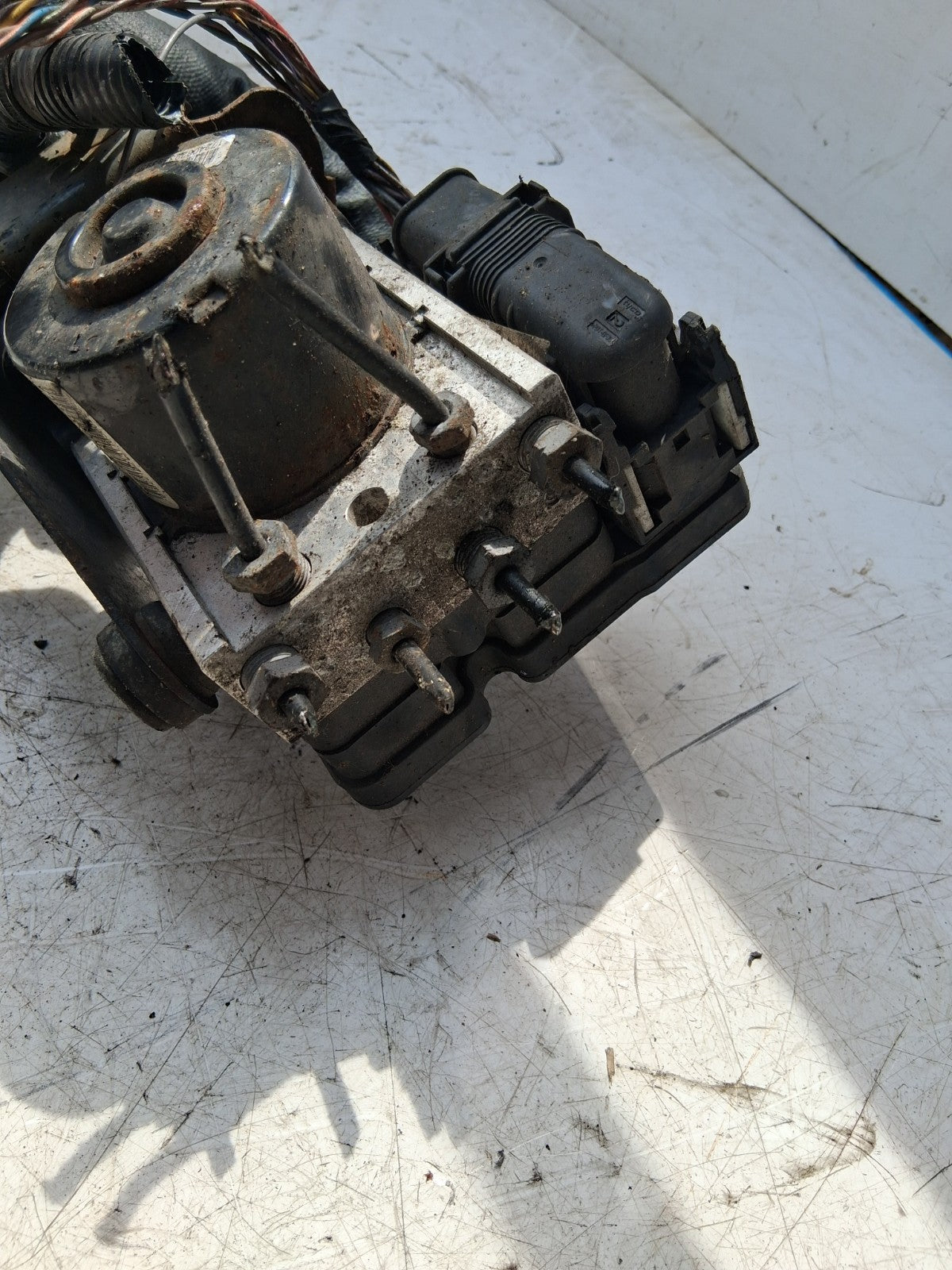2010 FORD FIESTA MK7 ABS PUMP CONTROL MODULE 8V512M110AD