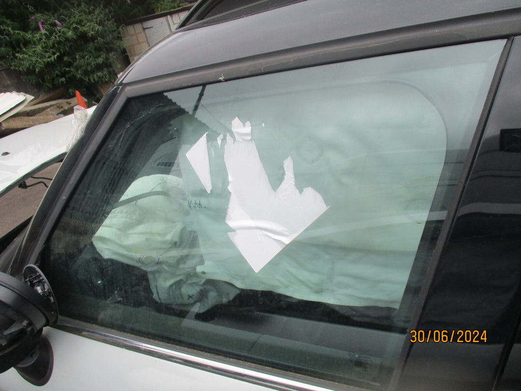 BMW MINI COUNTRYMAN F60 2021 NSF PASSENGER SIDE FRONT WINDOW GLASS