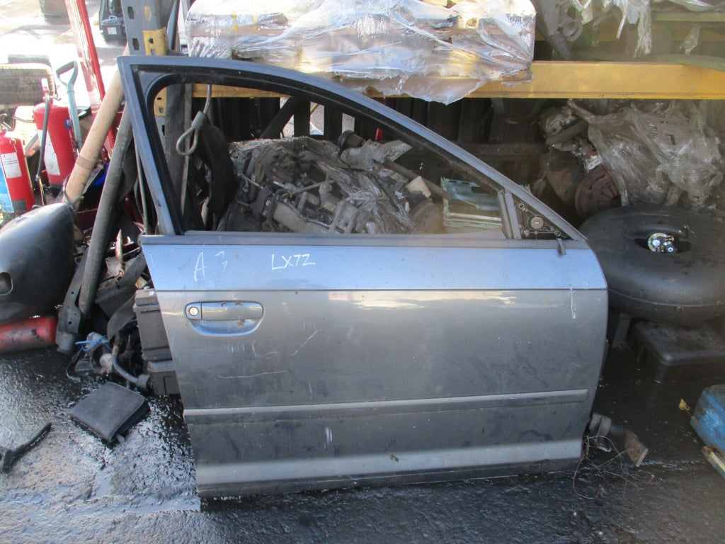 2006 AUDI A3 8P OSF DRIVER SIDE FRONT COMPLETE DOOR GREY MET LX7Z