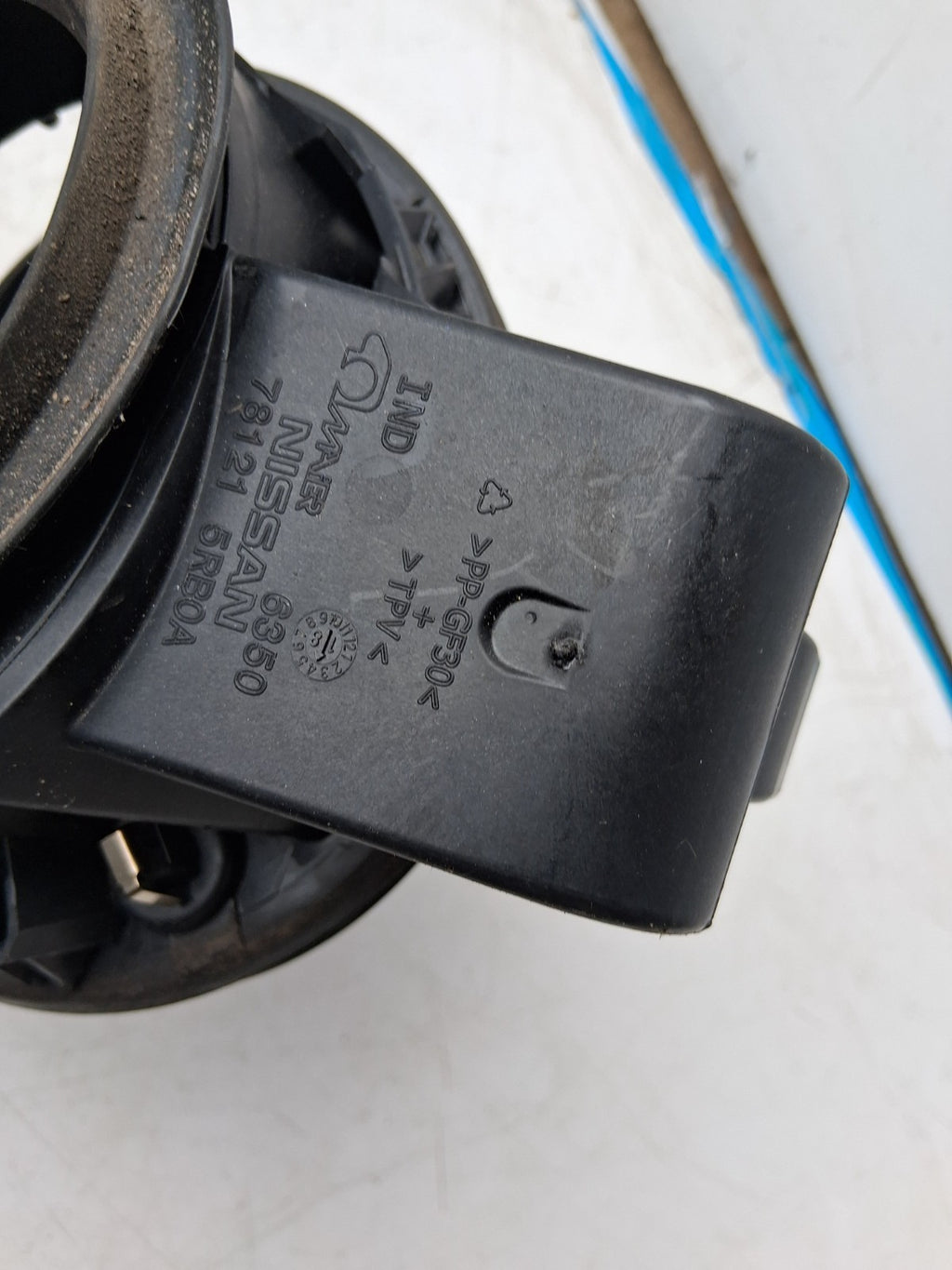 NISSAN MICRA K14 2017 FUEL FILLER FLAP GREY
