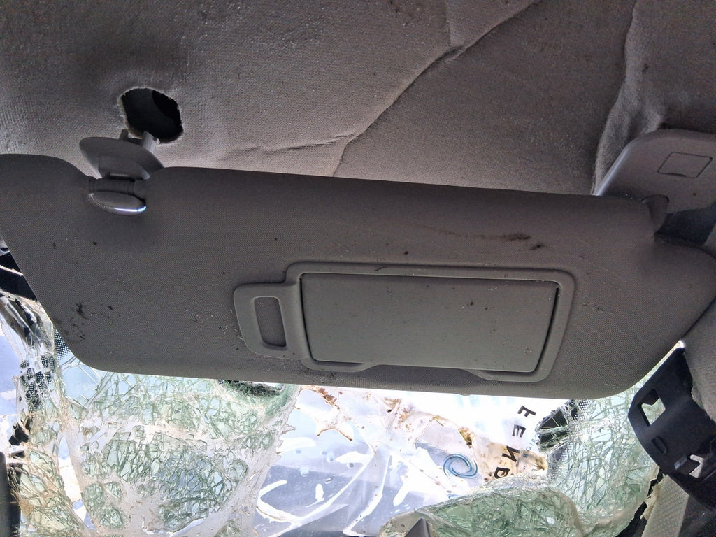 2024 RENAULT CLIO FACELIFT MK5 OSF DRIVER SIDE FRONT RIGHT SUN VISOR SHADE