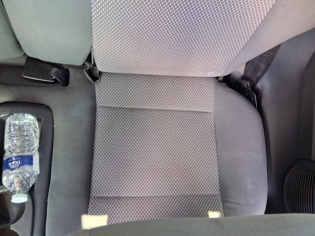 2011 VW VOLKSWAGEN FOX 3 DOOR REAR BACK SEAT FABRIC COMPLETE