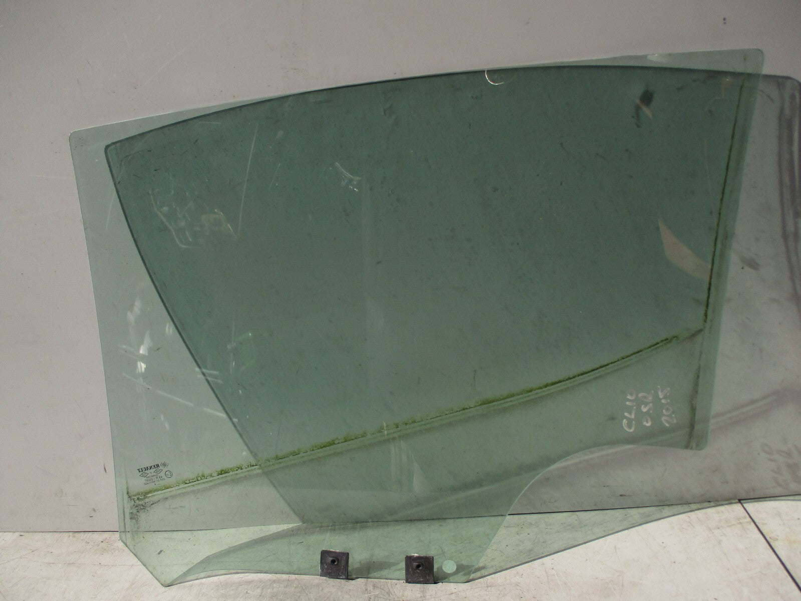 2015 RENAULT CLIO MK4 0.9 PETROL OSR DRIVER SIDE REAR WINDOW DOOR GLASS 43R00097