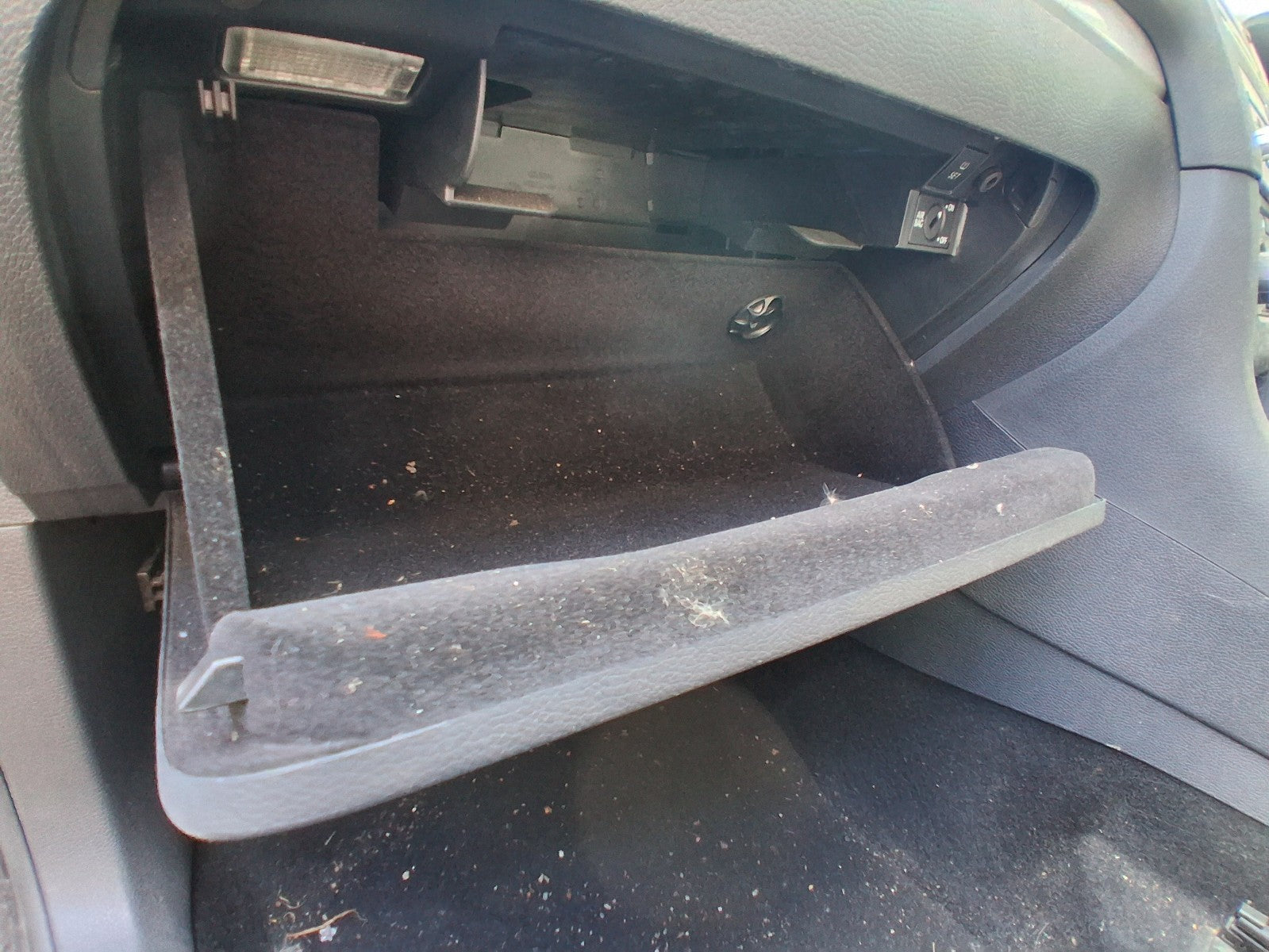 2012 VW VOLKSWAGEN GOLF MK6 NS PASSENGER SIDE STORAGE COMPARTMENT GLOVE BOX