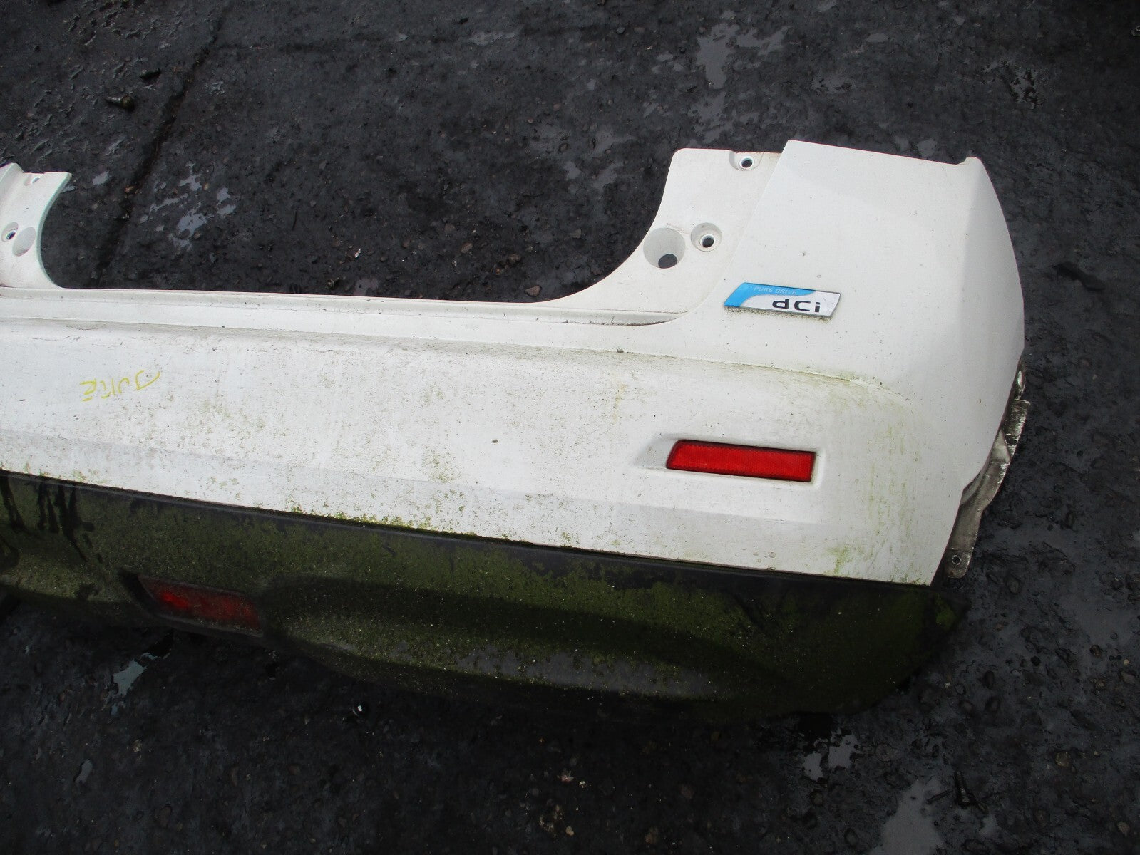 2015 NISSAN JUKE F15 REAR COMPLETE BUMPER IN WHITE