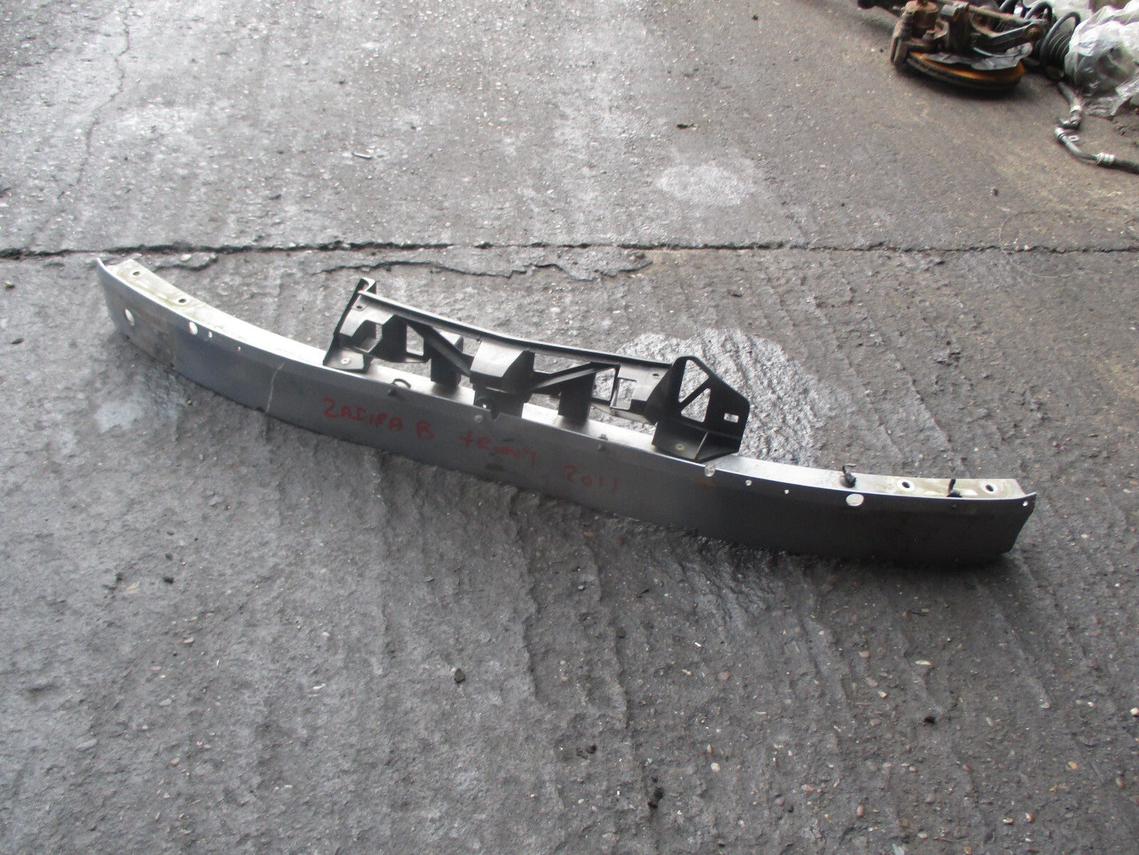 VAUXHALL ZAFIRA B 2007 FRONT CRASH IMPACT REINFORCEMENT BAR