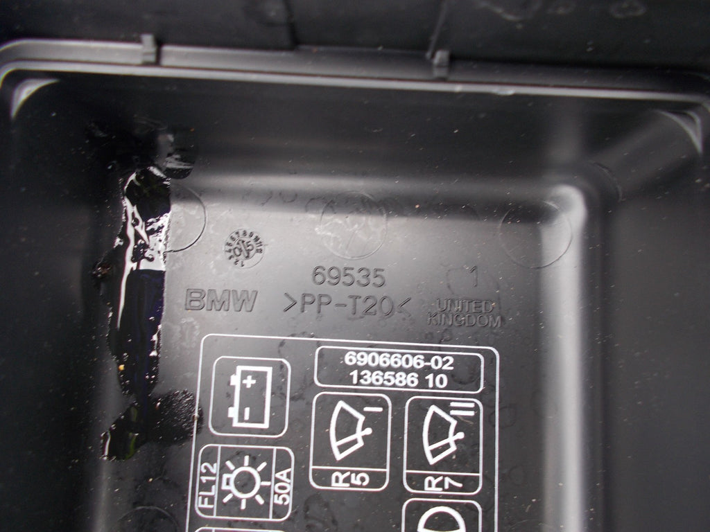 2005 BMW MINI MINI ONE 1.6 PETROL FUSEBOX FUSE BOX 690660405
