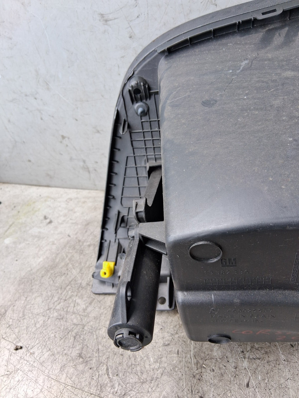 2015 VAUXHALL CORSA E DASHBOARD GLOVE BOX STORAGE COMPARTMENT 460029937