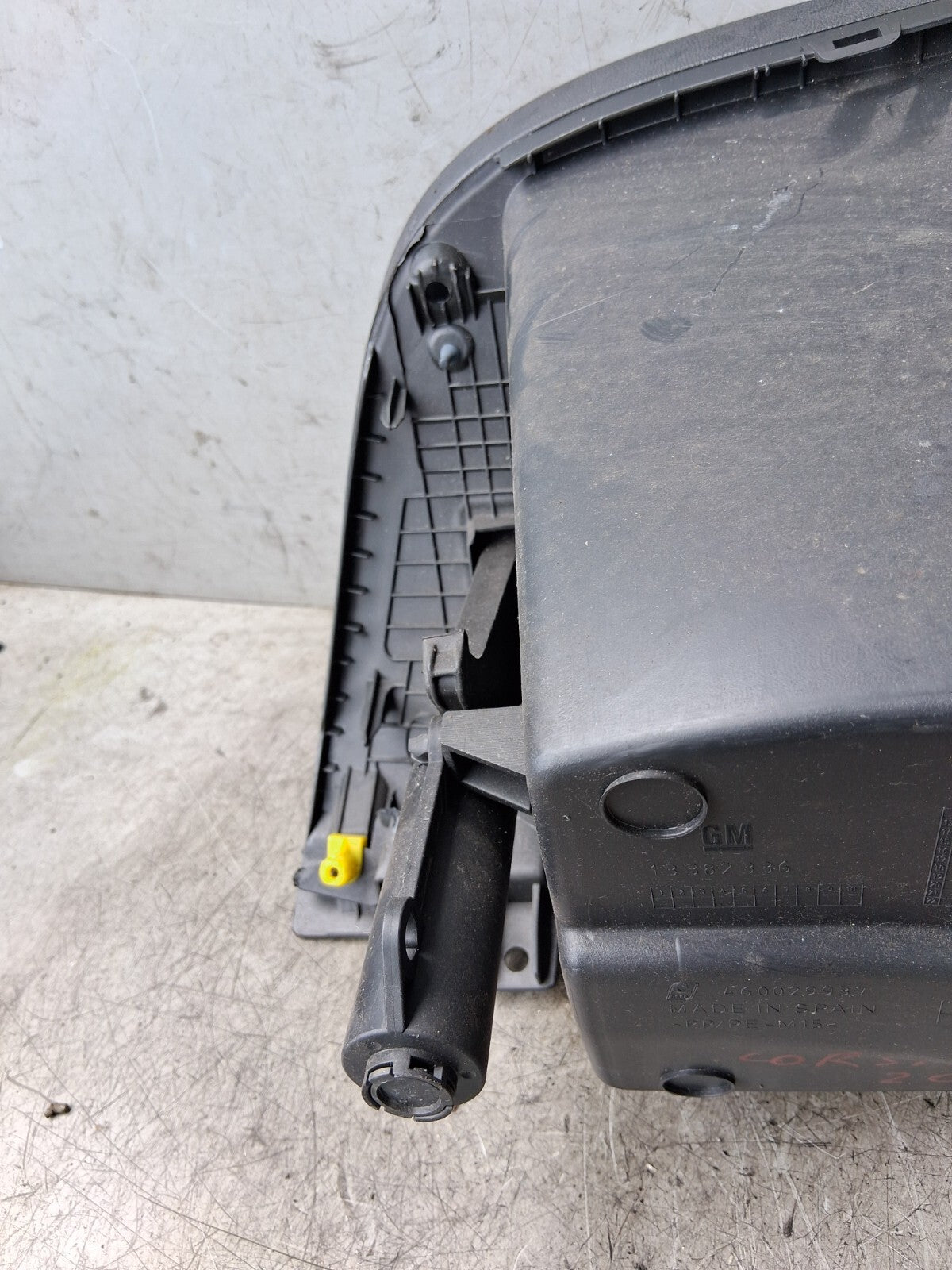 2015 VAUXHALL CORSA E DASHBOARD GLOVE BOX STORAGE COMPARTMENT 460029937