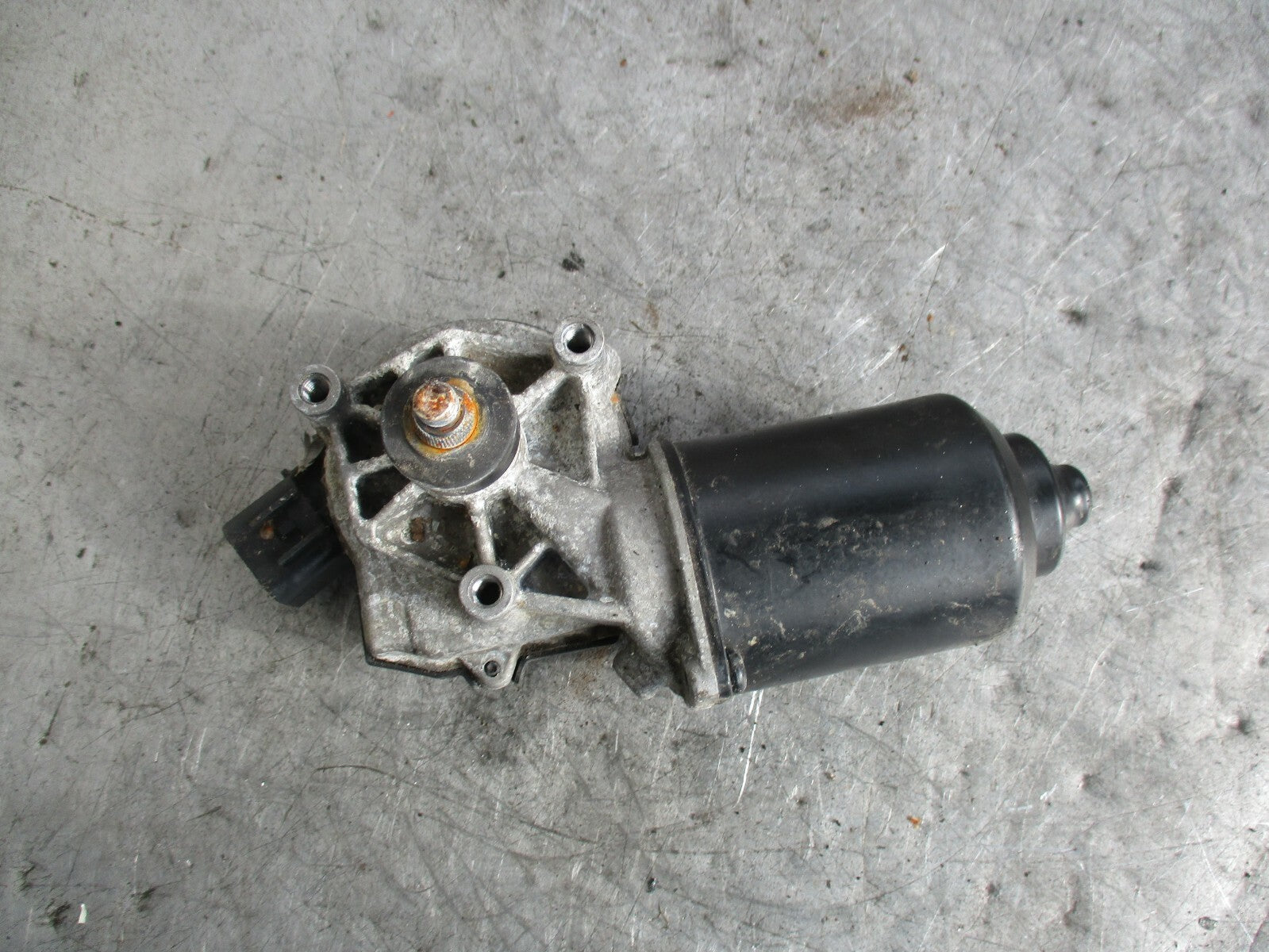 KIA RIO YB (MK4) WINDSCREEN WIPER MOTOR 98110C1050