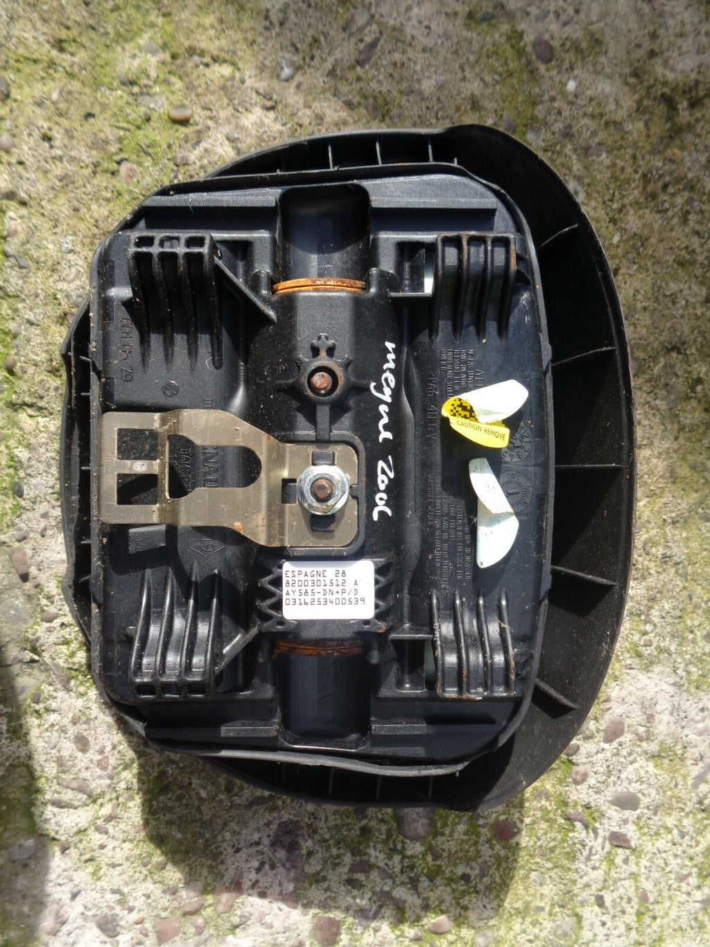 RENAULT MEGANE MK2 2004 STEERING WHEEL AIRBAG UNIT 8200301512