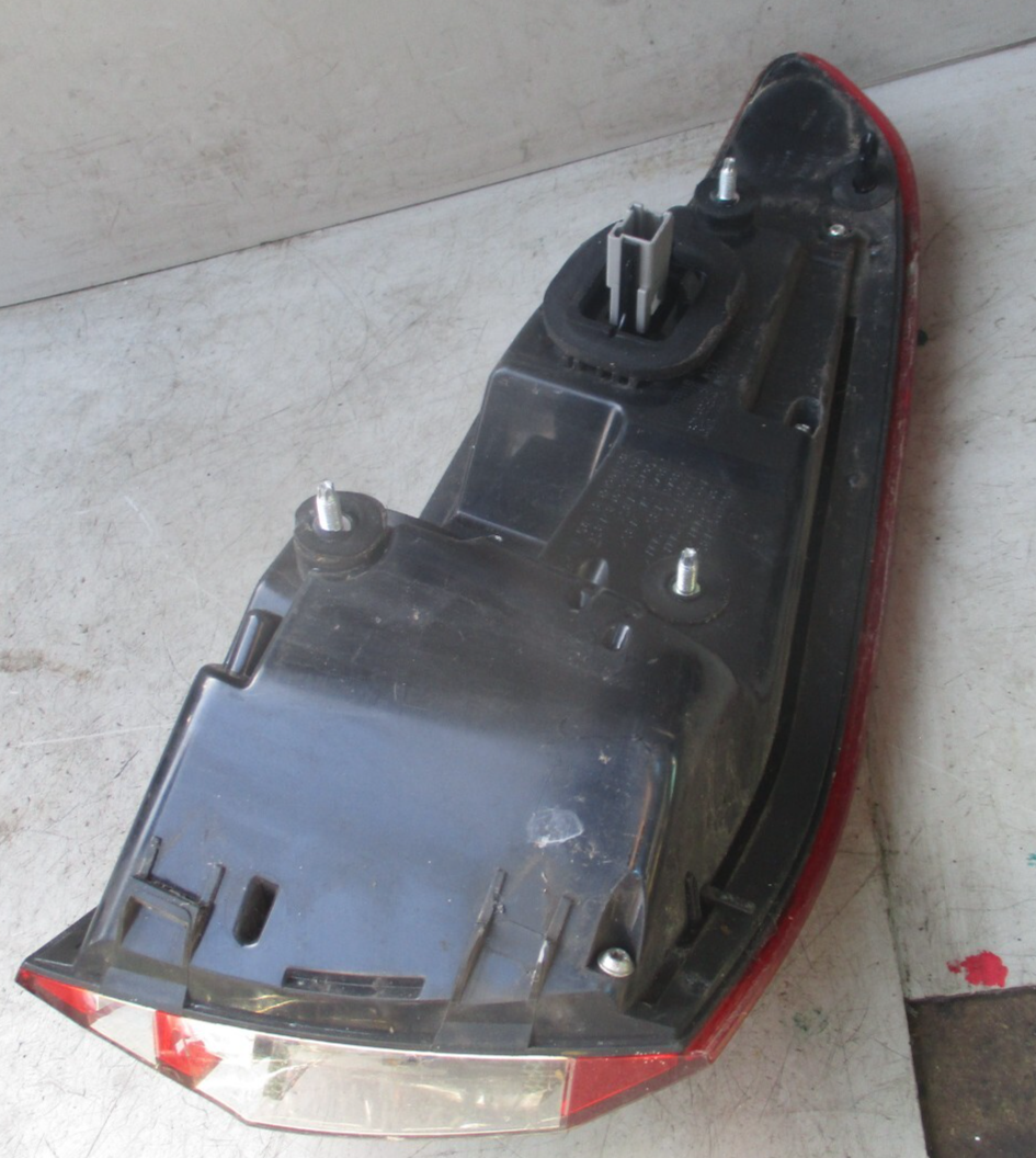 2011 FORD S MAX OSR DRIVER SIDE REAR OUTER TAIL LIGHT LAMP 2SD010306-02