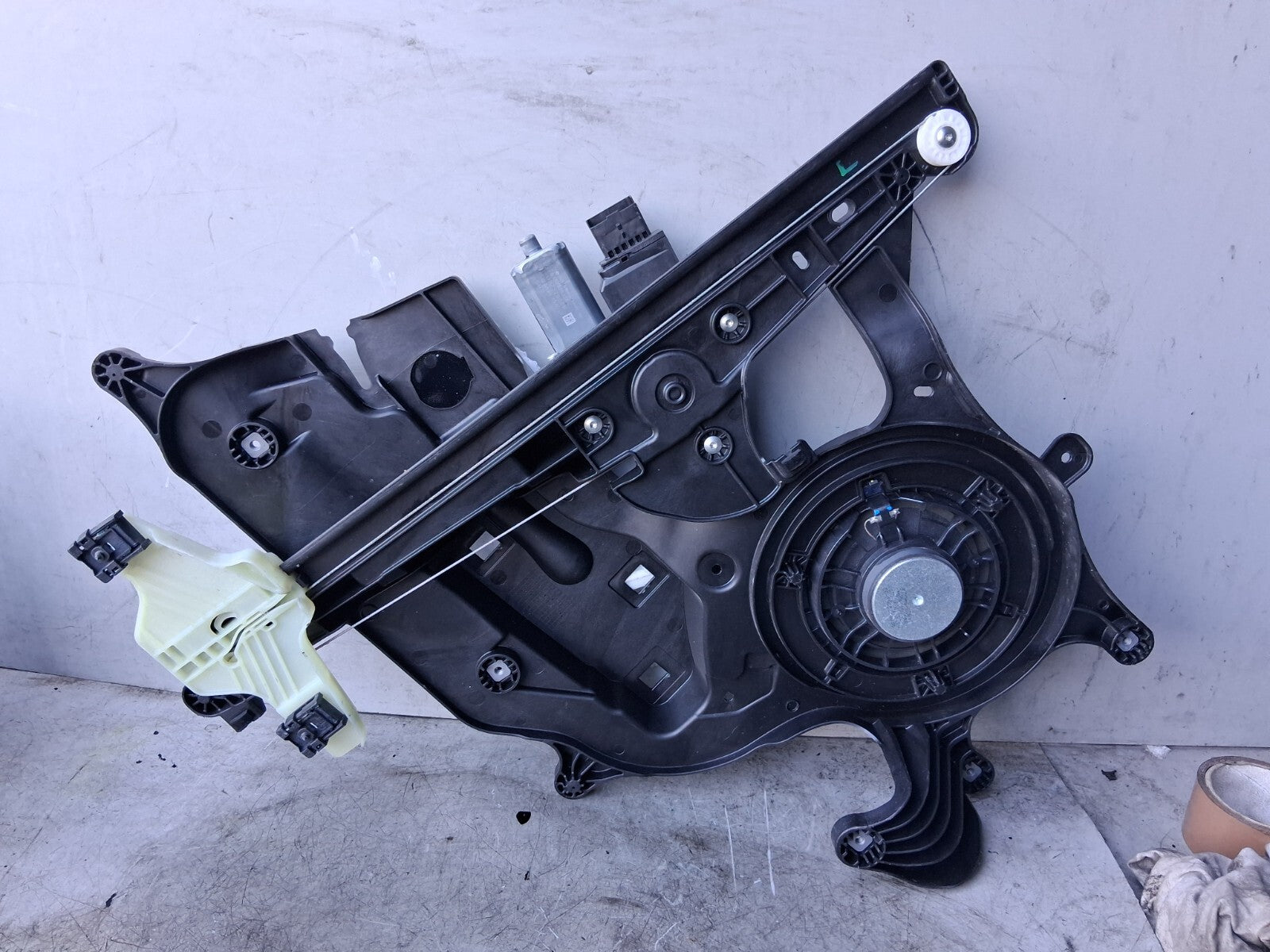 2023 CITROEN BERLINGO MK3 NSF PASSENGER SIDE WINDOW MOTOR REGULATOR  9840175880