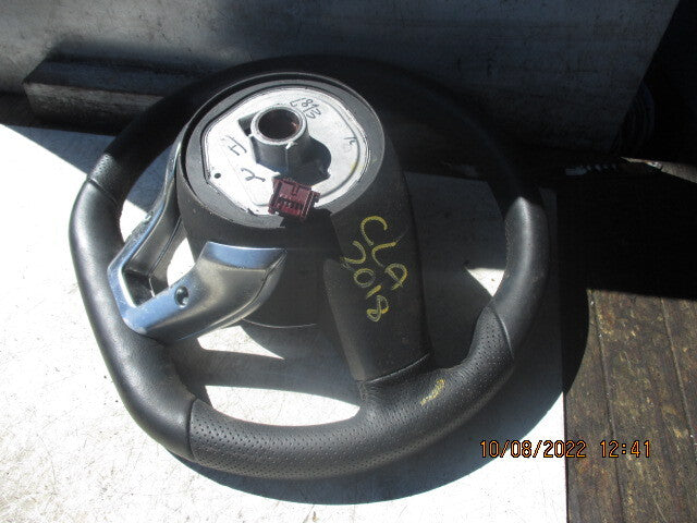 MERCEDES BENZ CLA 2018 C117 FLAT BOTTOM MULTIFUNCTION STEERING WHEEL A0004606212