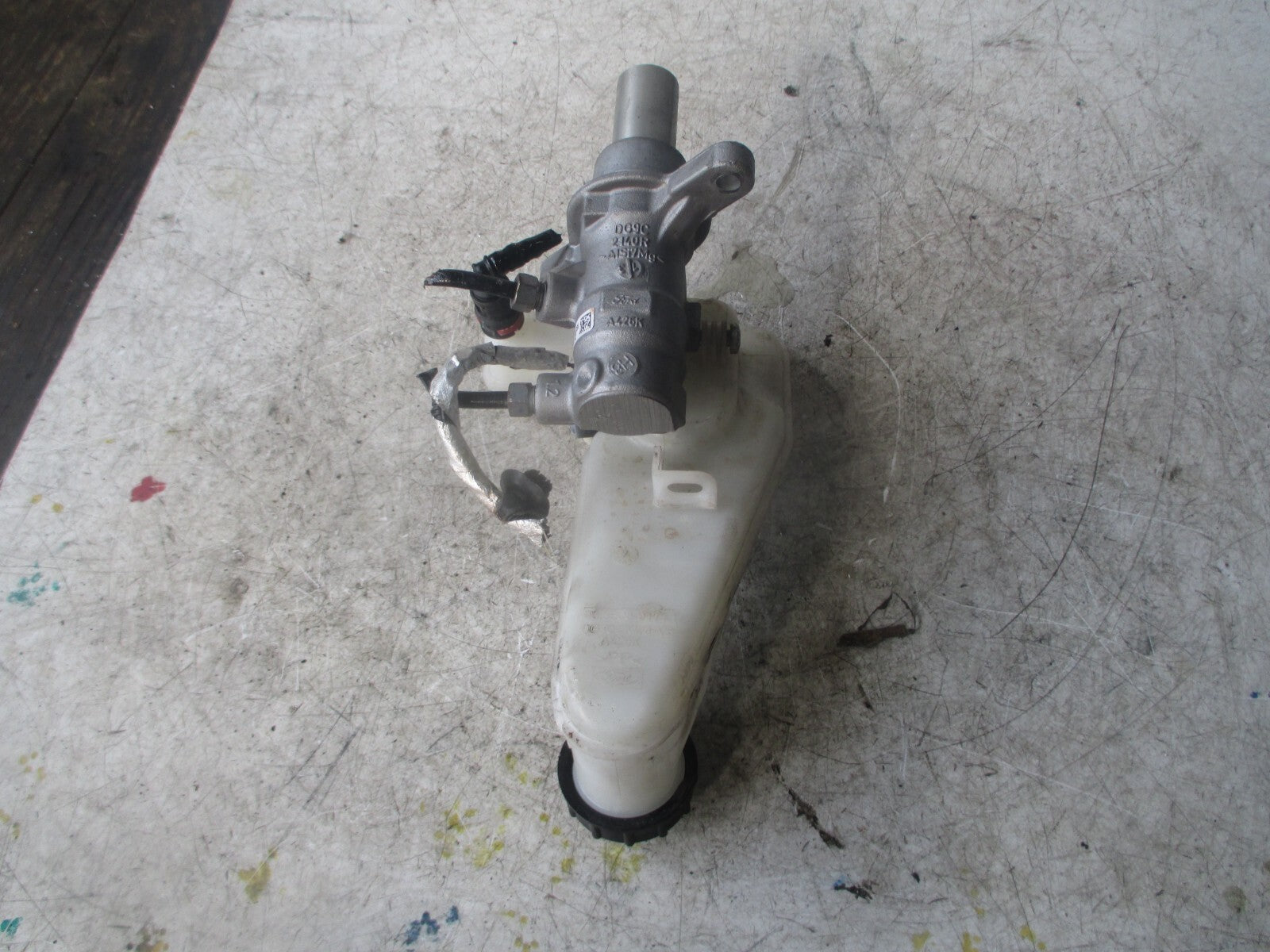 FORD MONDEO MK5 2019 BRAKE MASTER CYLINDER DG9C2K478MB