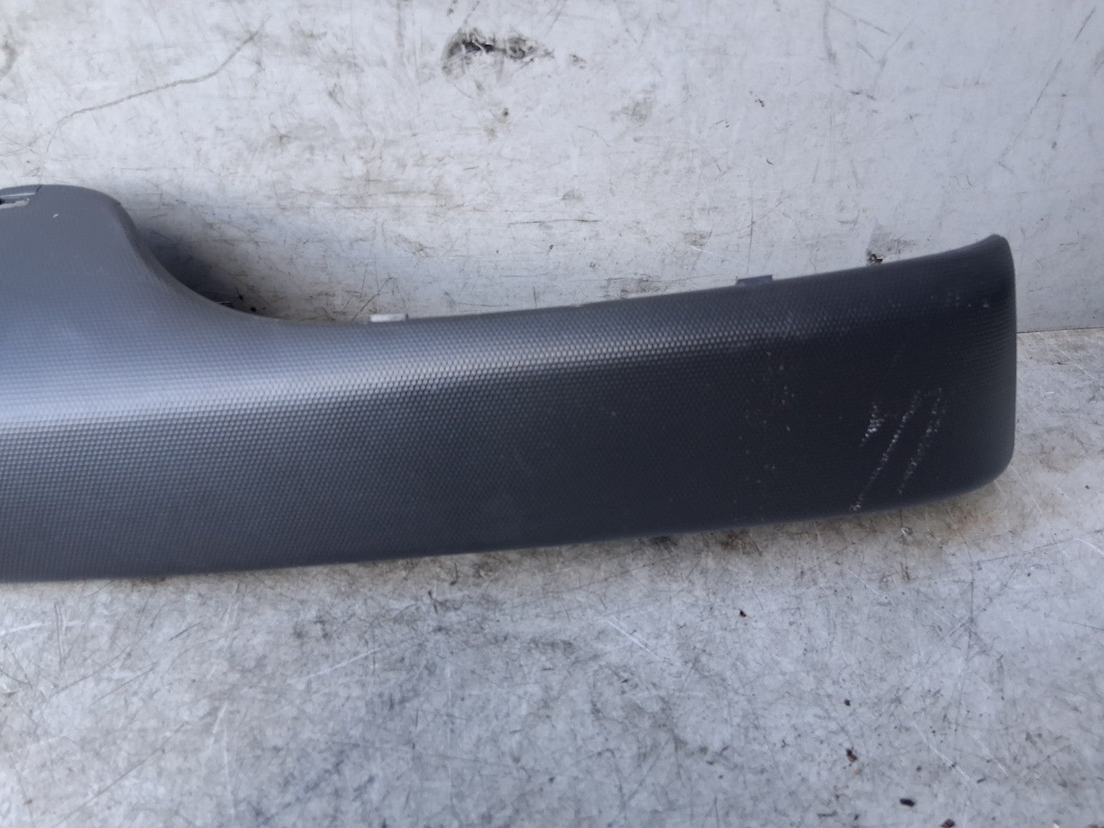 2007 HONDA JAZZ MK2 NSF PASSENGER FRONT DOOR GRAB PULL TRIM 83592SAAG010