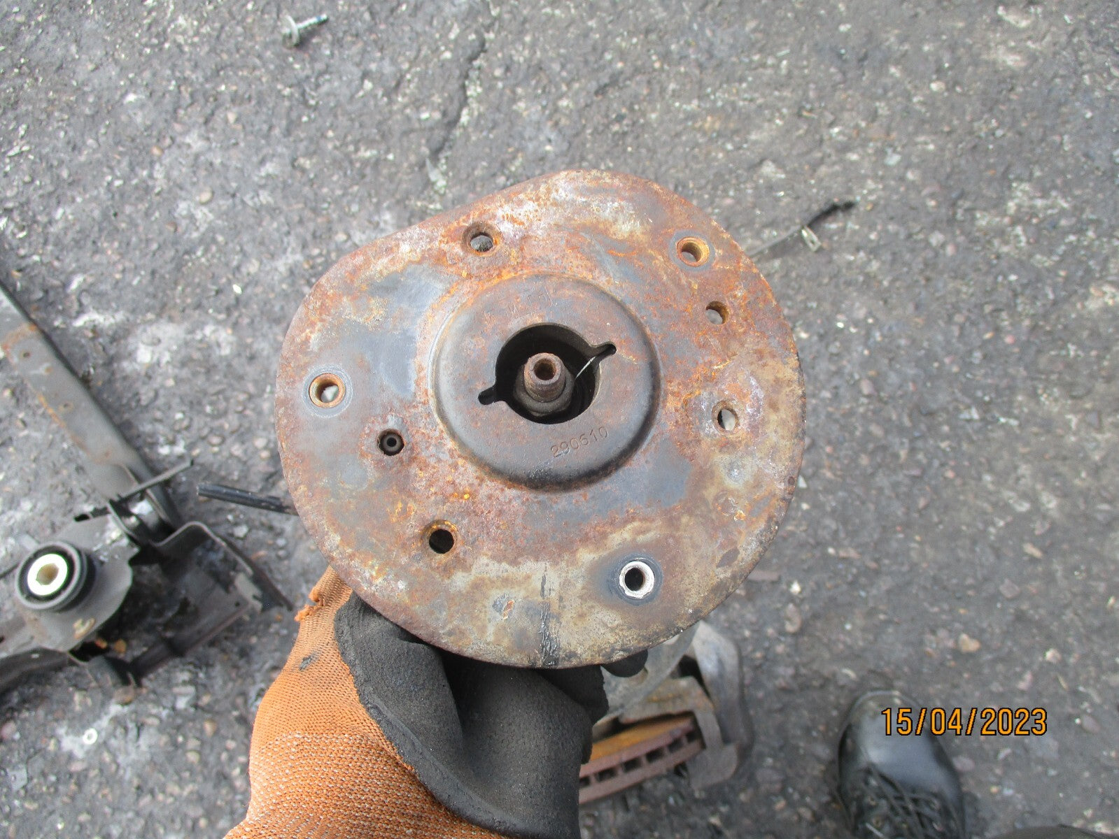 FORD S MAX 2010 2.0 DIESEL MANUAL OS DRIVER SIDE FRONT HUB LEG CALIPER SHOCK