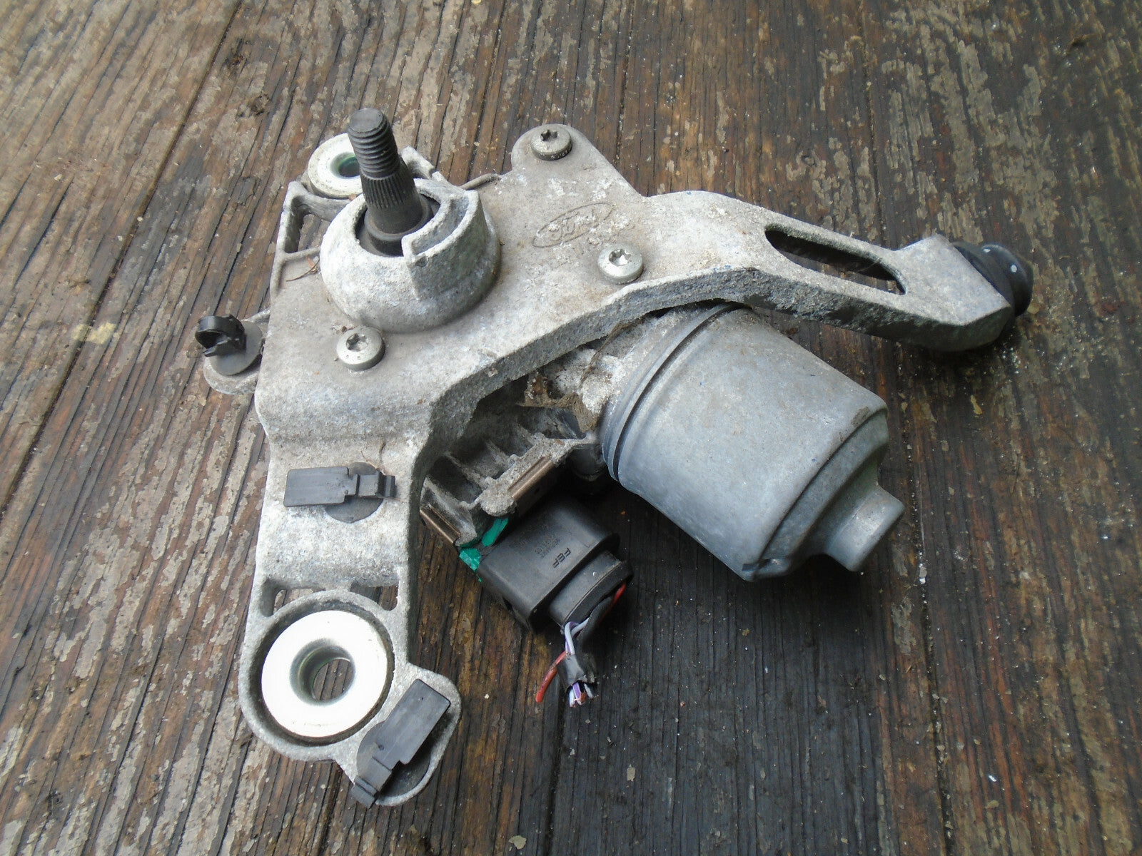 FORD FOCUS MK3 2017 FRONT WINDSCREEN DRIVER SIDE WIPER MOTOR BM5117504BL