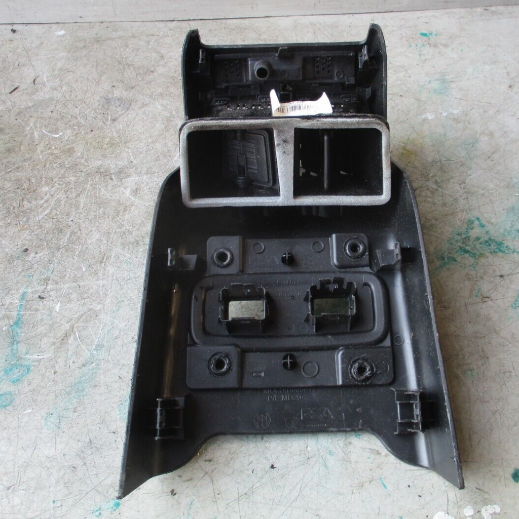 CITROEN C4 REAR AIR VENT GRILL 118779A0