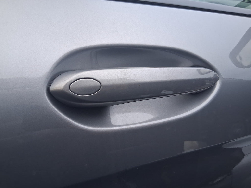 2024 BMW 2 SERIES F44 COUPE M SPORT OSF DRIVER SIDE FRONT RIGHT DOOR HANDLE GREY