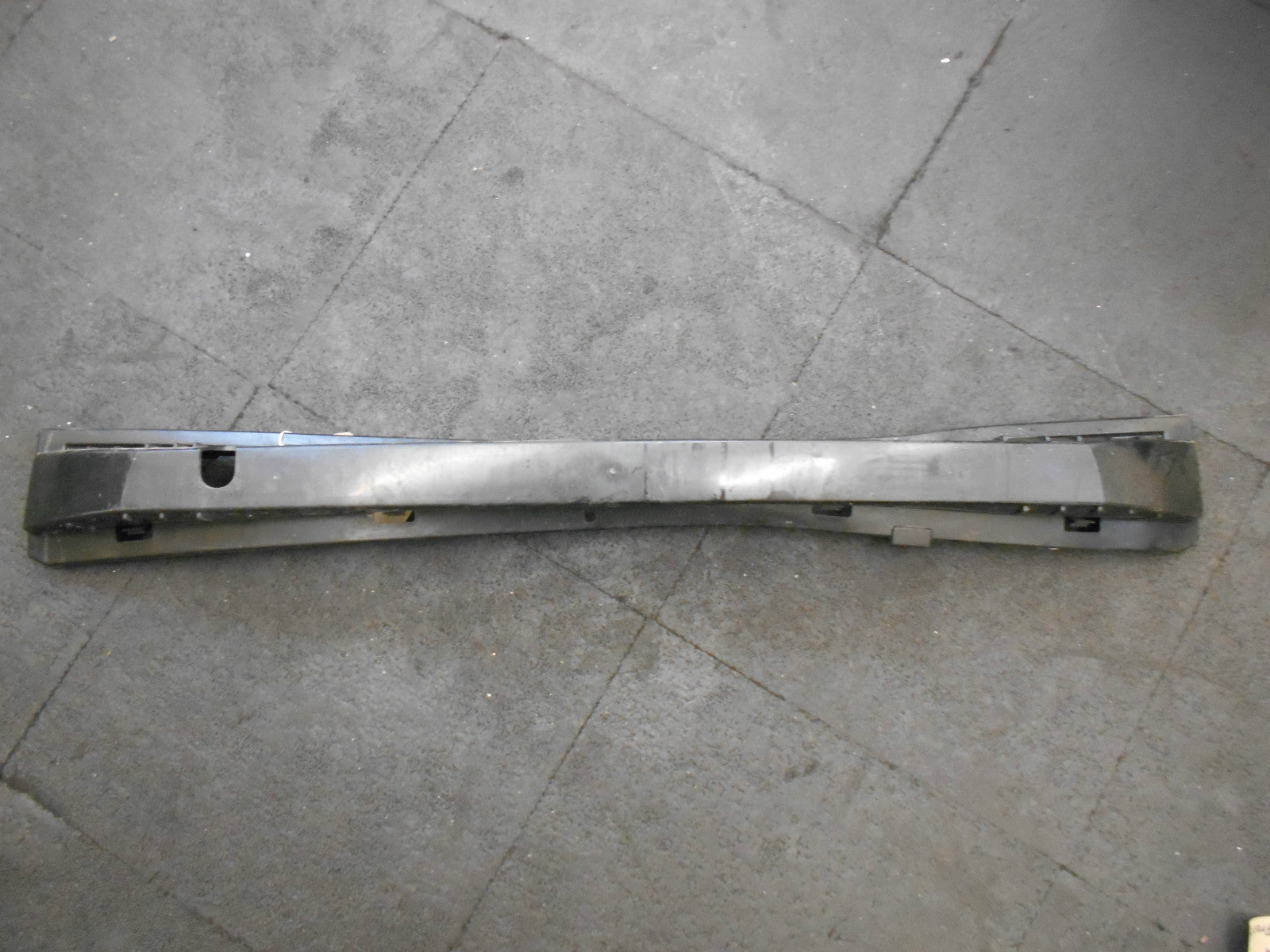 NISSAN NOTE E12 2014 FRONT PLASTIC UPPER SUPPORT TRIM 620903VU0A