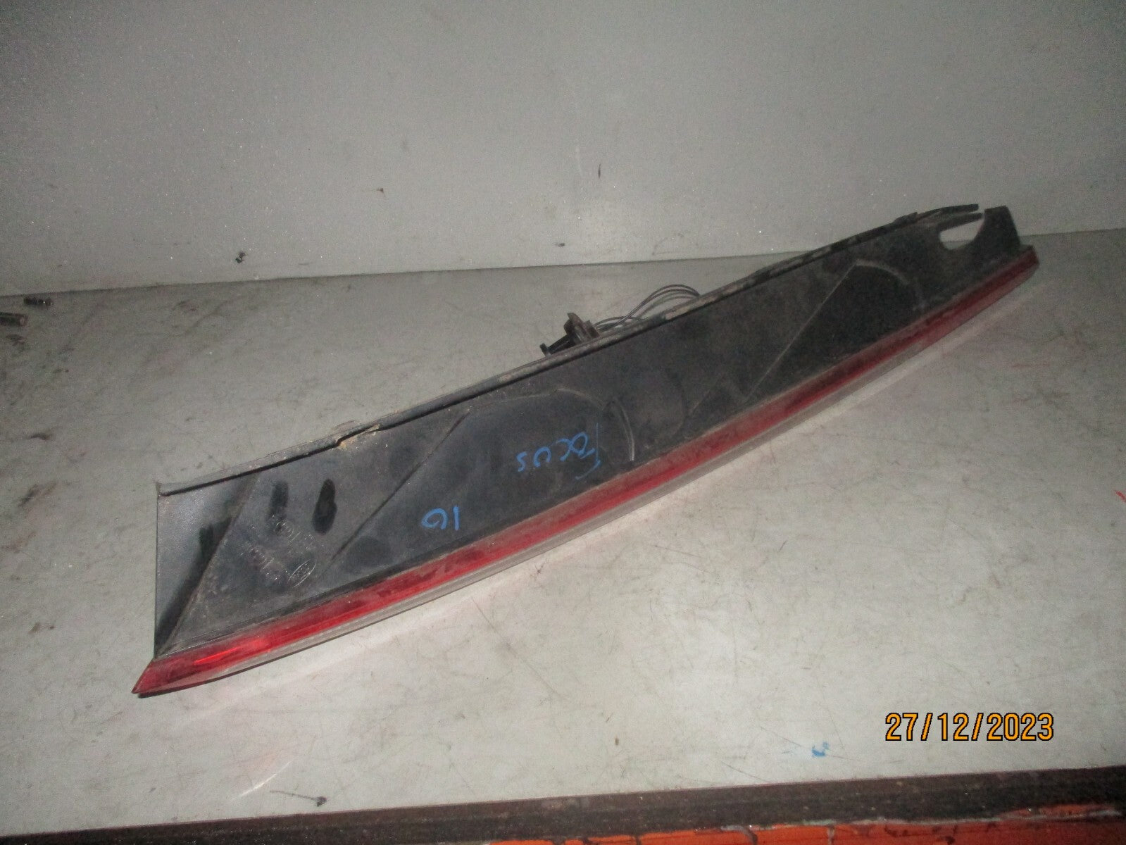 FORD FOCUS MK2 2010 FACELIFT OSR DRIVER SIDE REAR TAIL LIGHT TAIL LAMP